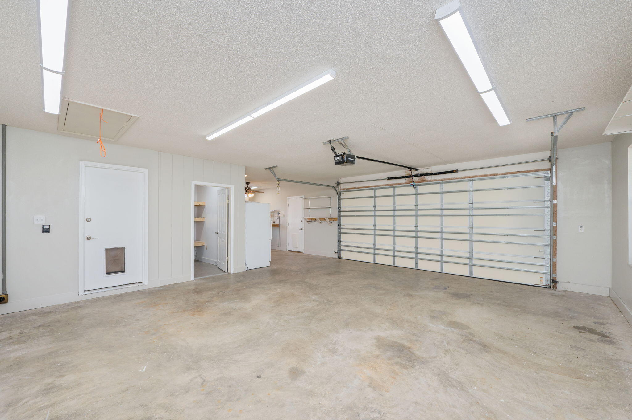 TEN LAKE ESTATES UNIT 2 - Residential