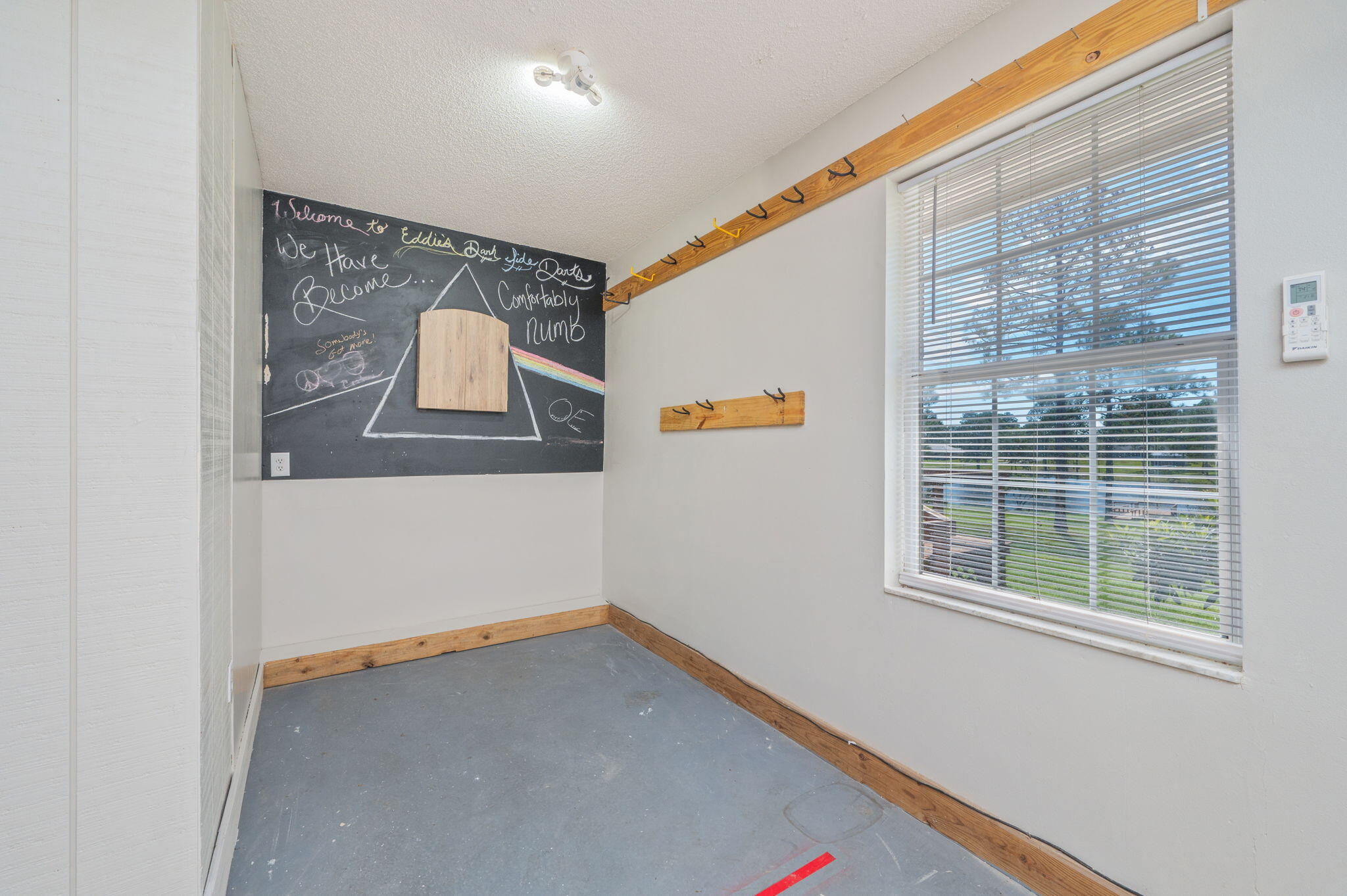 TEN LAKE ESTATES UNIT 2 - Residential