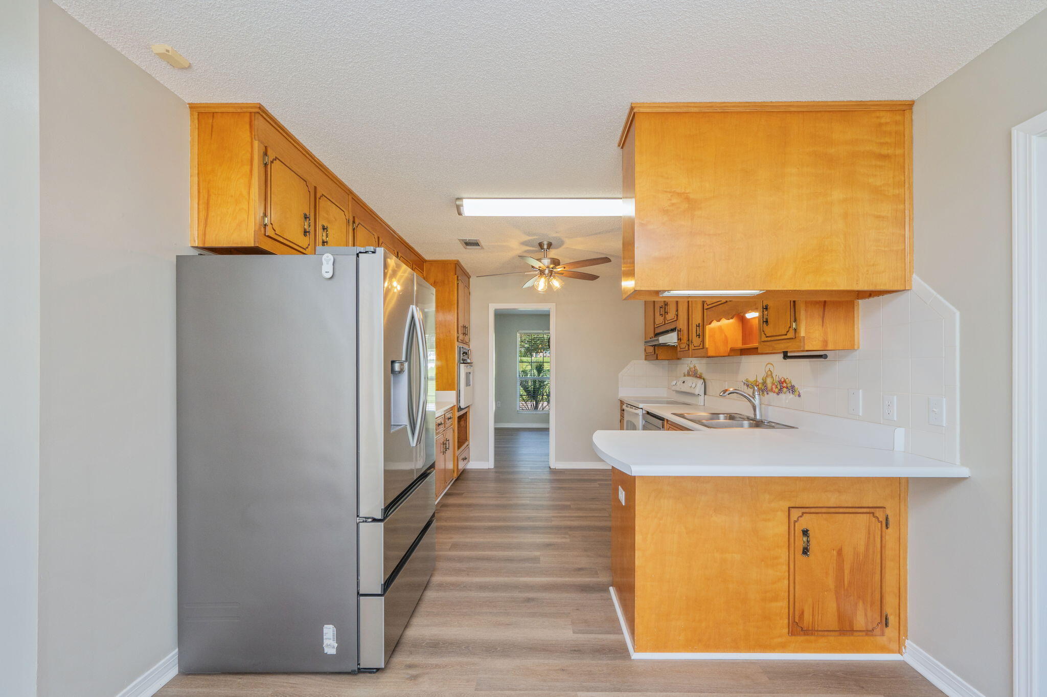 TEN LAKE ESTATES UNIT 2 - Residential