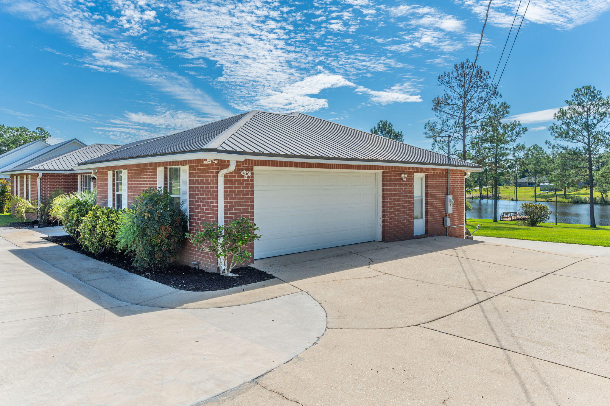 TEN LAKE ESTATES UNIT 2 - Residential