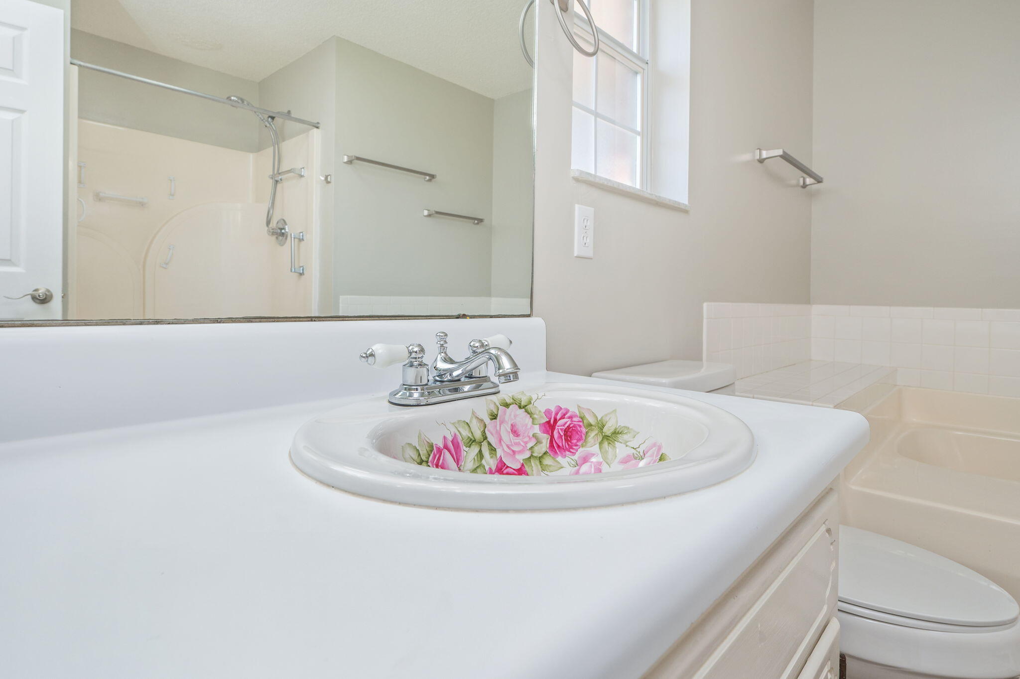 TEN LAKE ESTATES UNIT 2 - Residential
