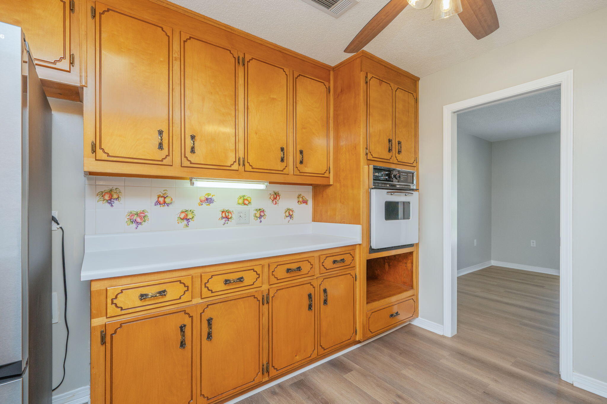 TEN LAKE ESTATES UNIT 2 - Residential