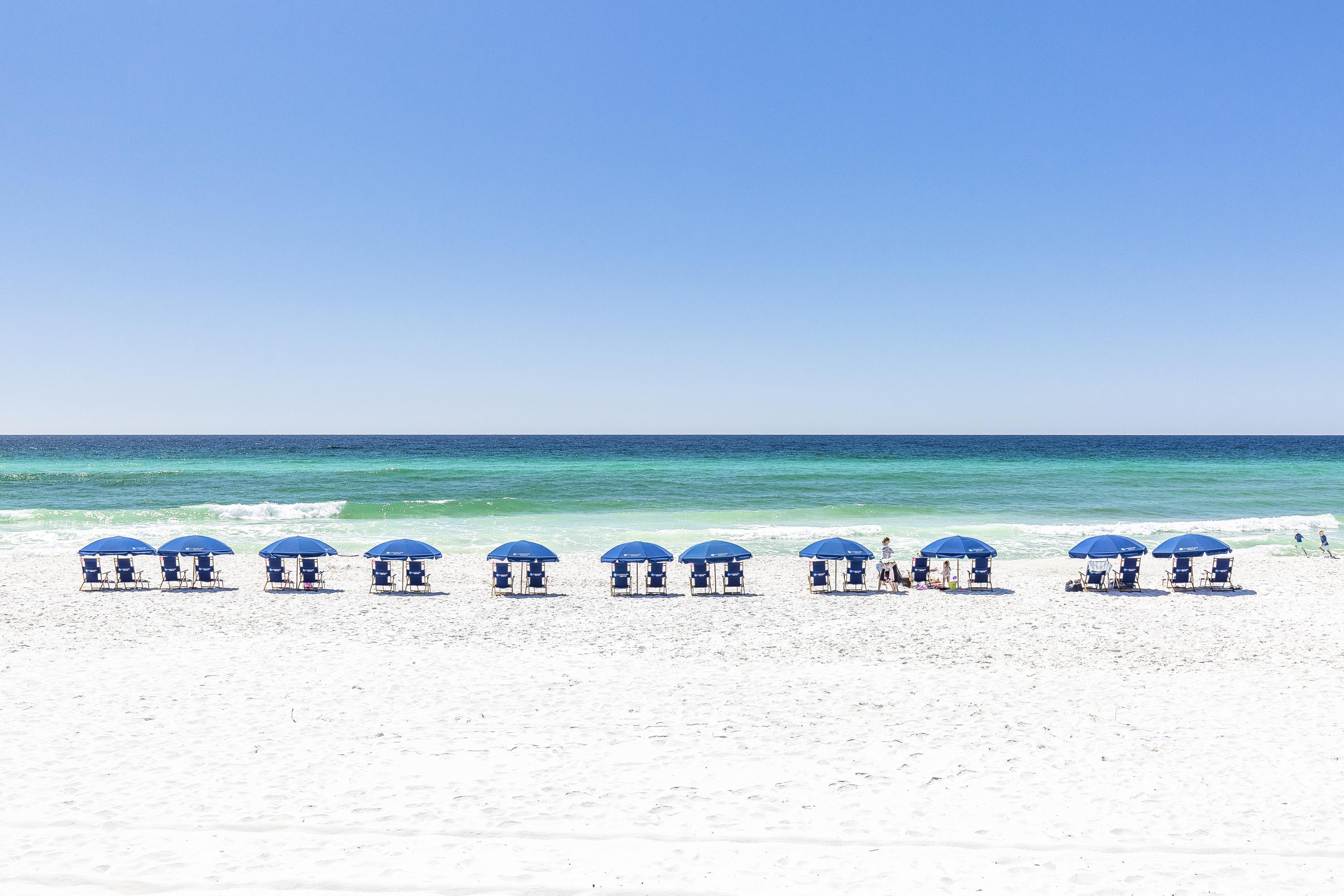 BEACHVIEW CONDOMINIUM - Residential