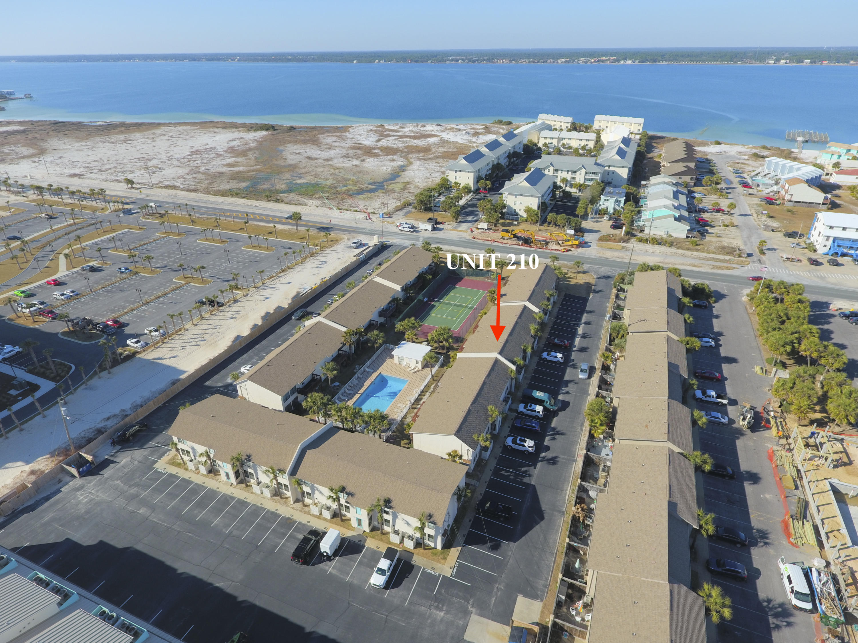 BEACHVIEW CONDOMINIUM - Residential