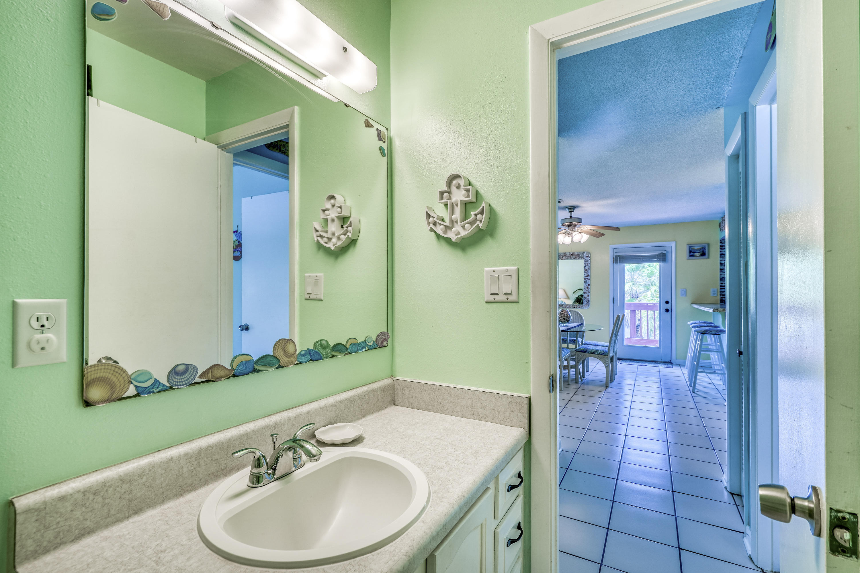 BEACHVIEW CONDOMINIUM - Residential