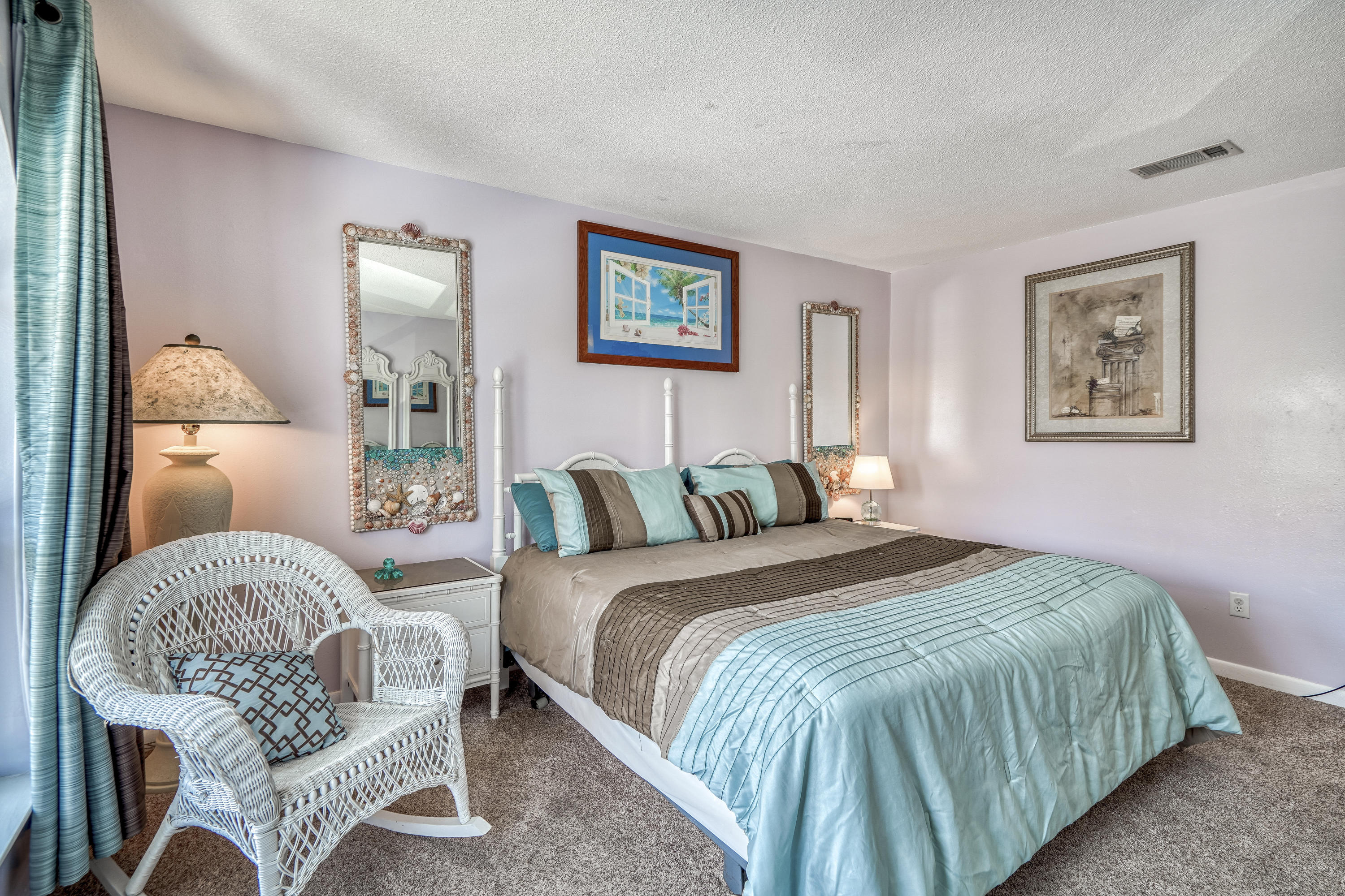 BEACHVIEW CONDOMINIUM - Residential