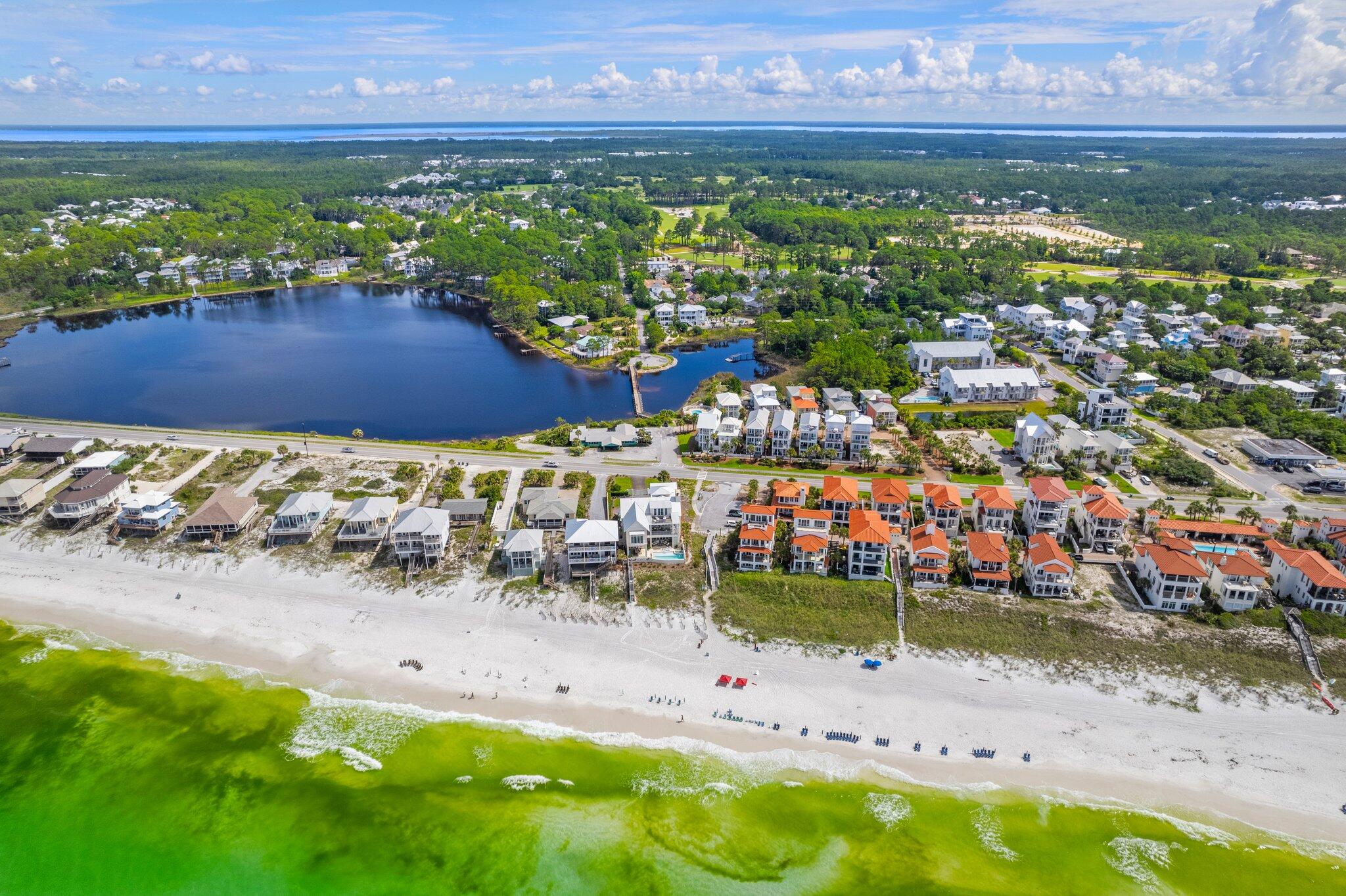 FAIRWAY VILLAS - Residential