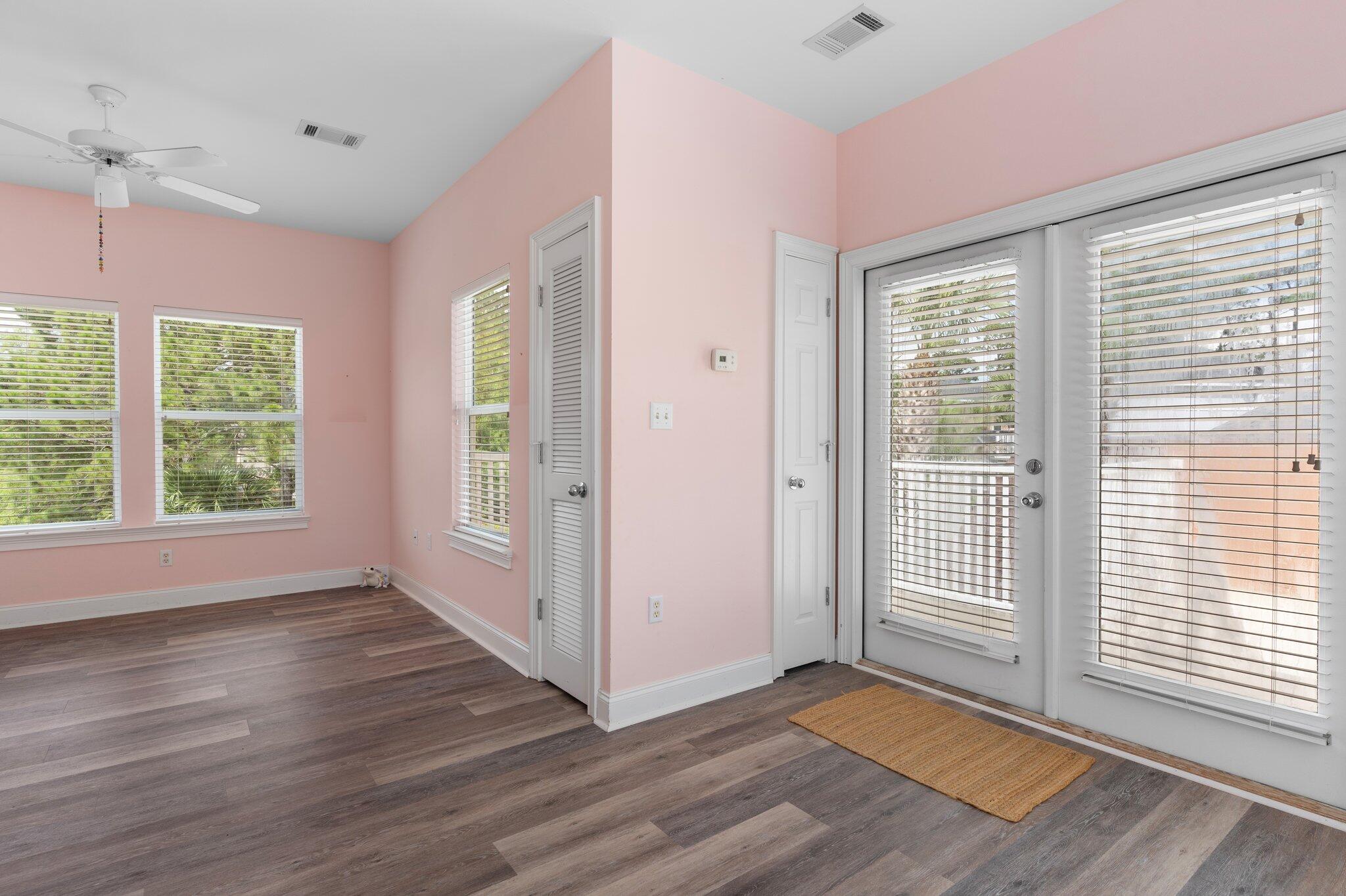 FAIRWAY VILLAS - Residential