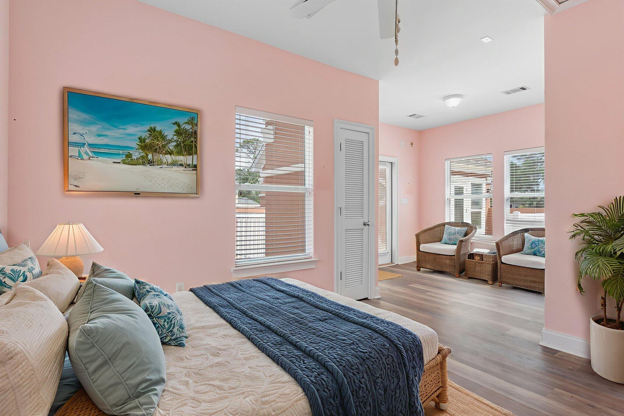 FAIRWAY VILLAS - Residential