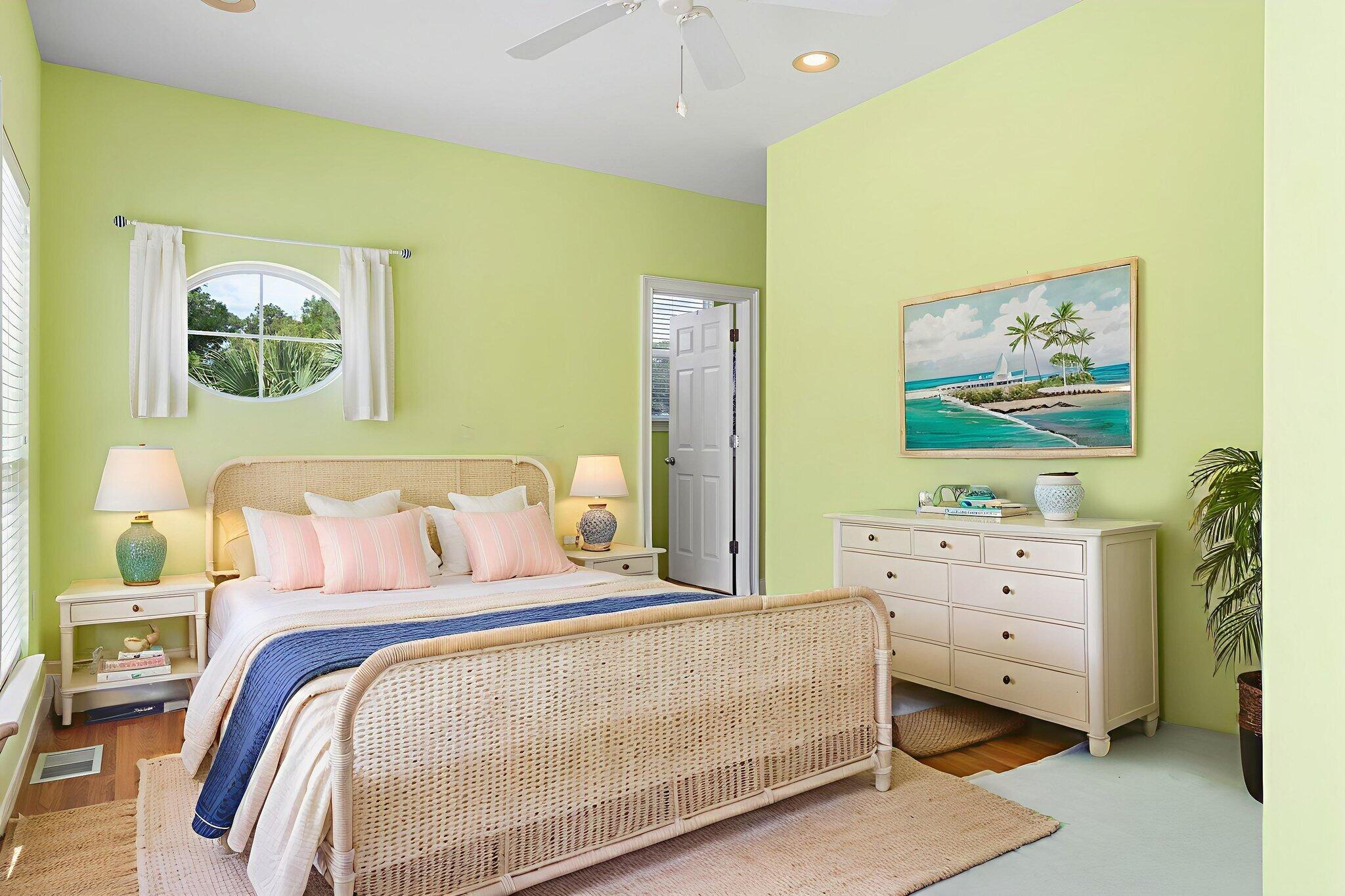 FAIRWAY VILLAS - Residential