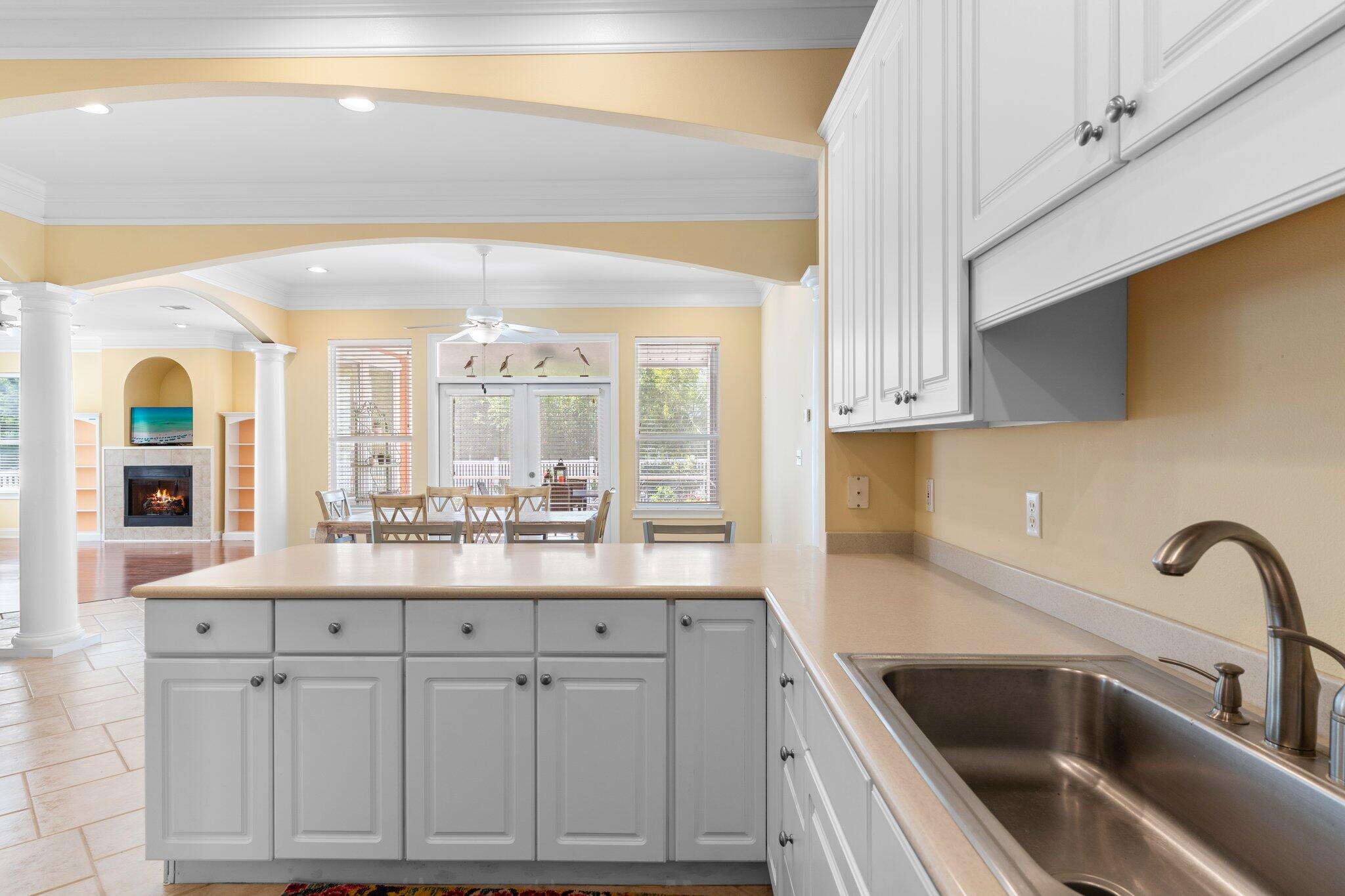 FAIRWAY VILLAS - Residential