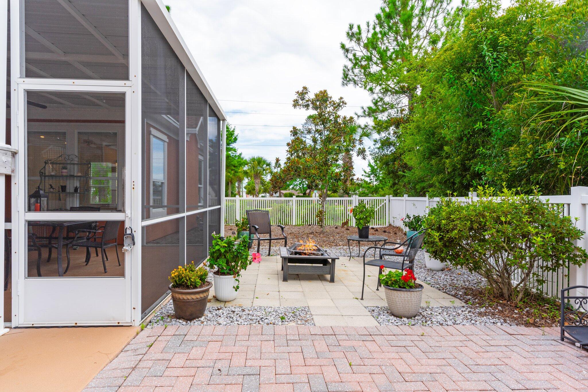 FAIRWAY VILLAS - Residential