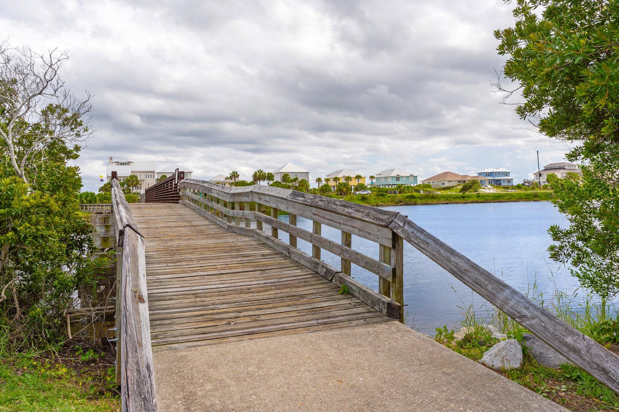 FAIRWAY VILLAS - Residential