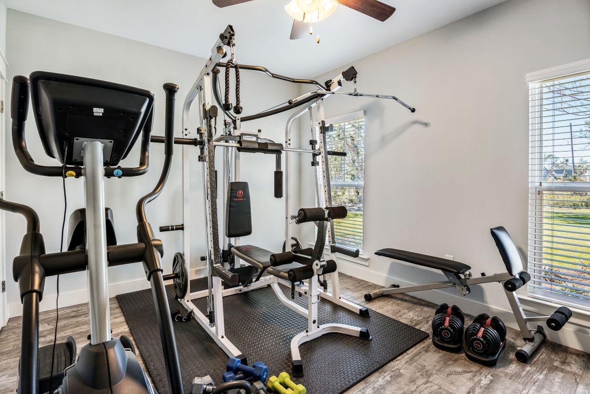 NO RECORDED SUBDIVISION - Residential