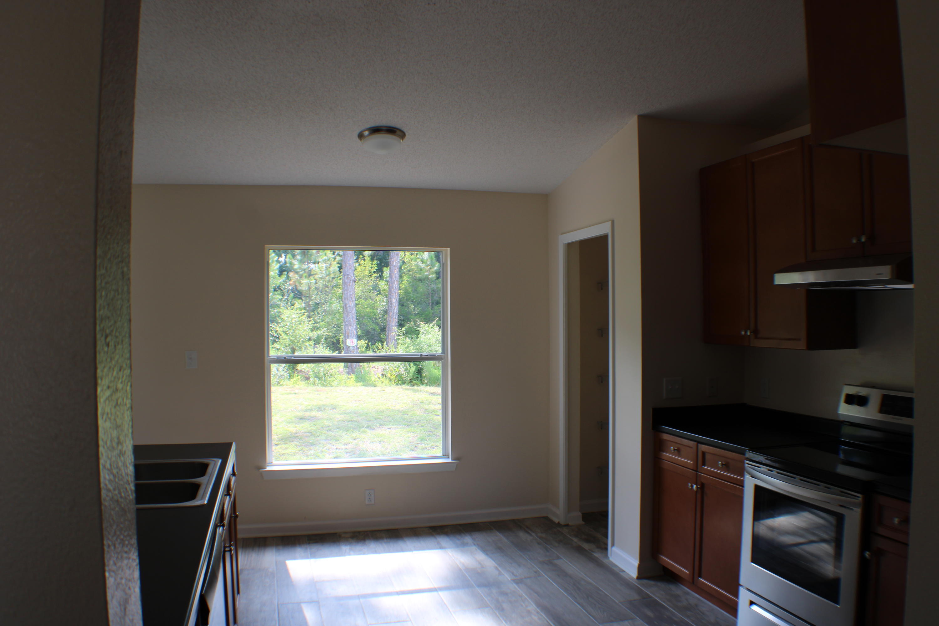 HOLLEY BY THE SEA - Residential