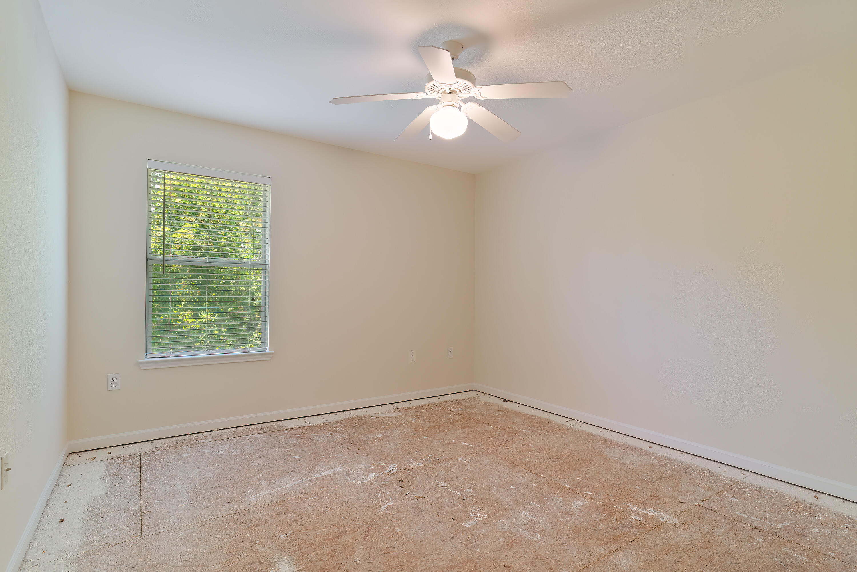 Quail Lake T/H - Residential