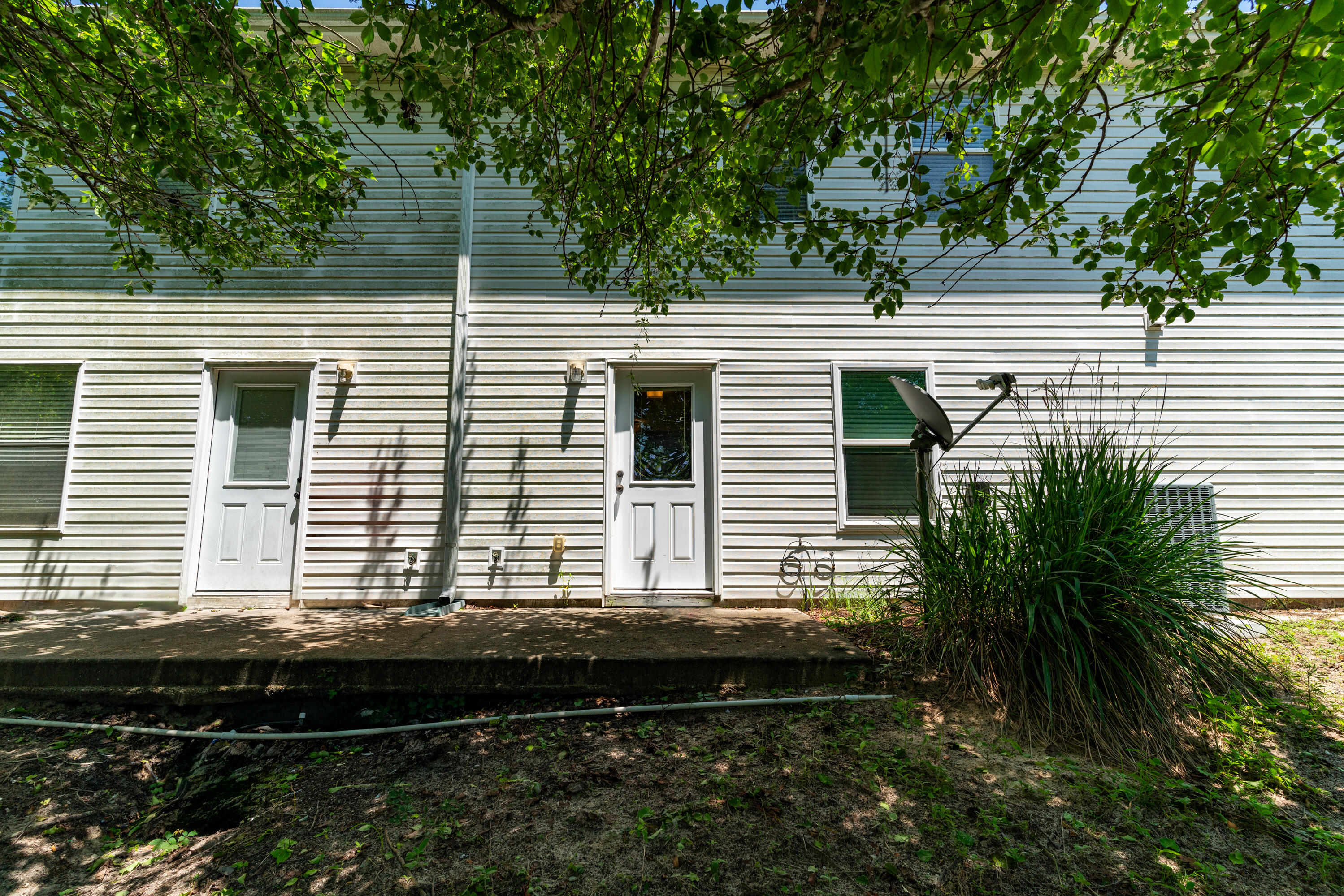 Quail Lake T/H - Residential