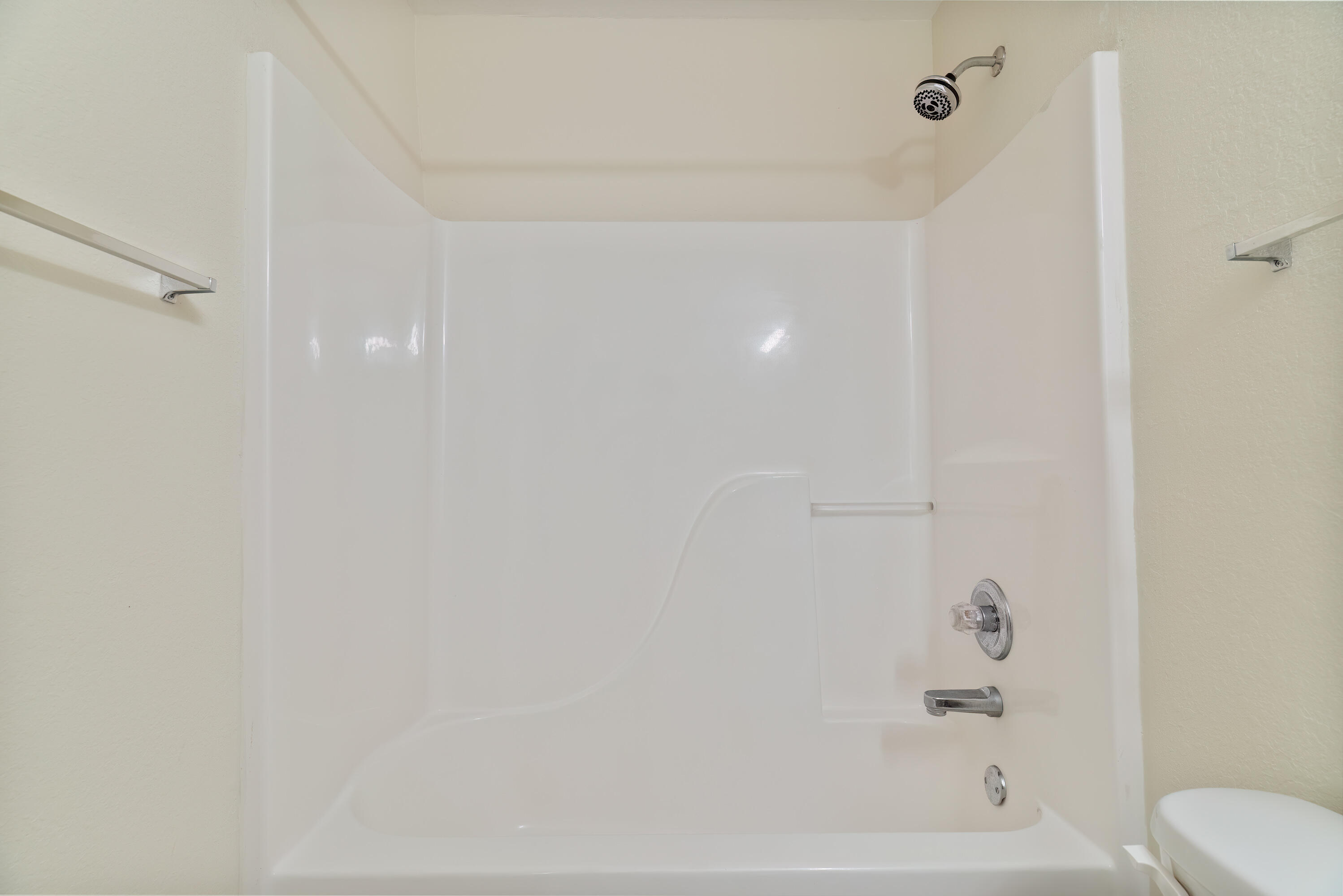 Quail Lake T/H - Residential