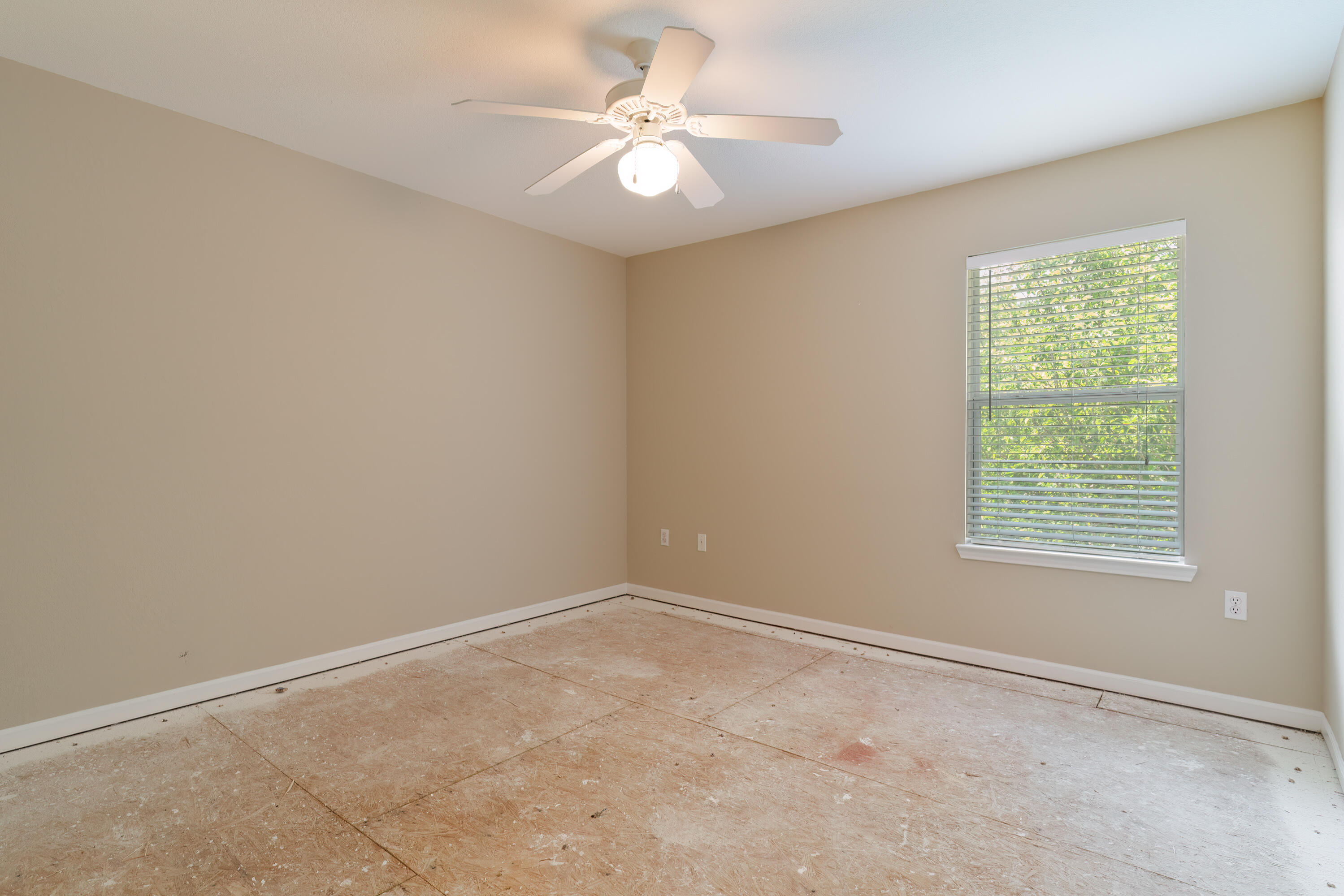 Quail Lake T/H - Residential