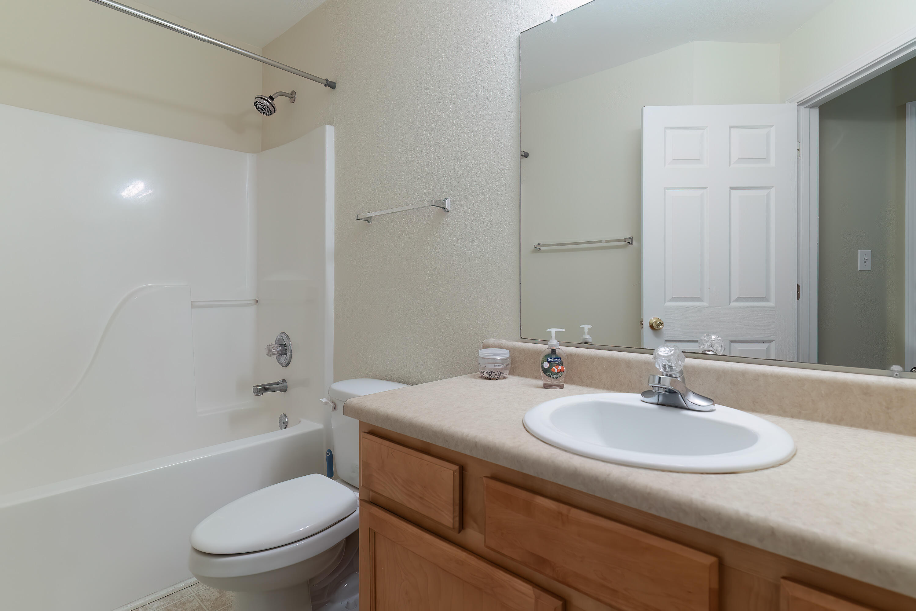 Quail Lake T/H - Residential