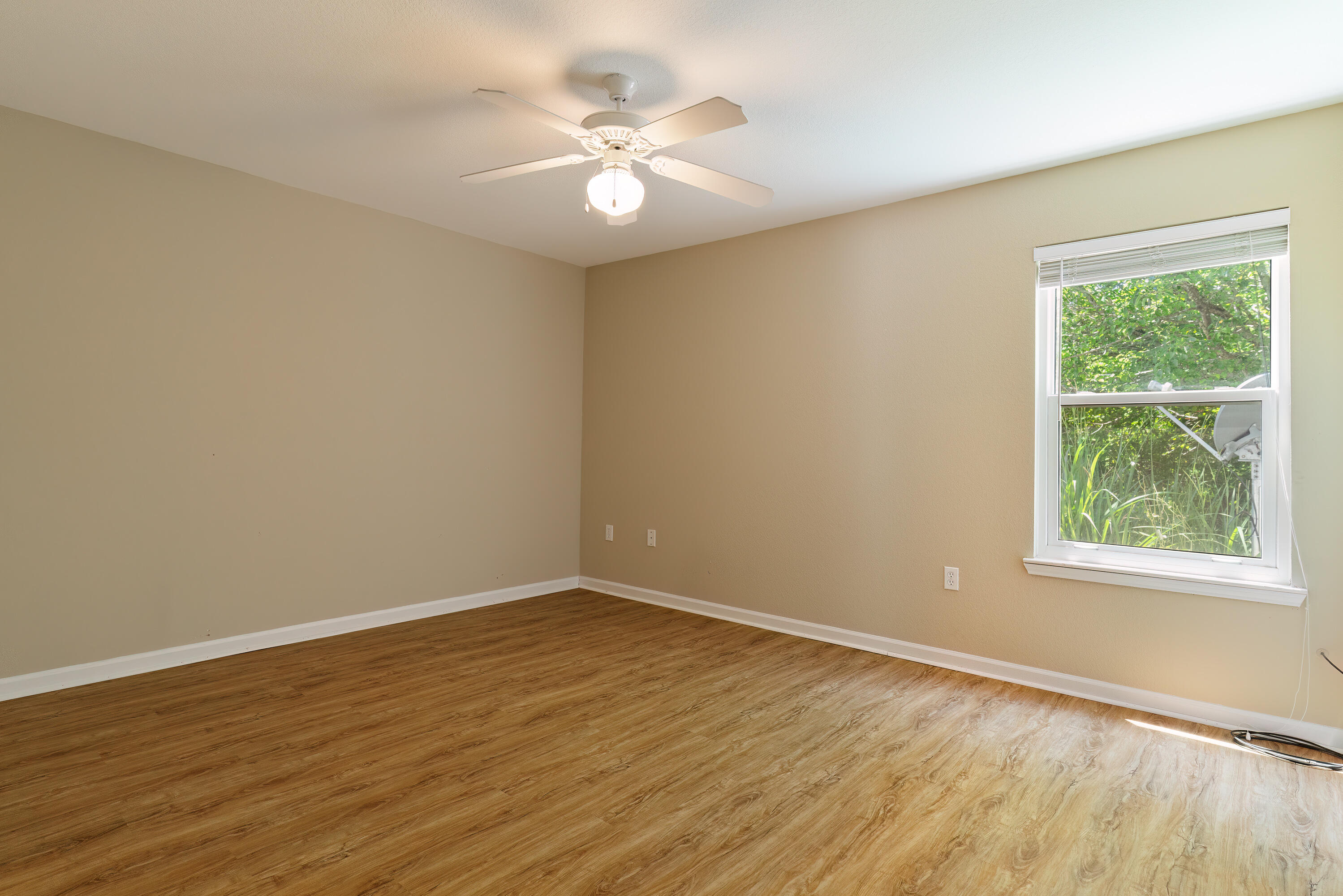 Quail Lake T/H - Residential