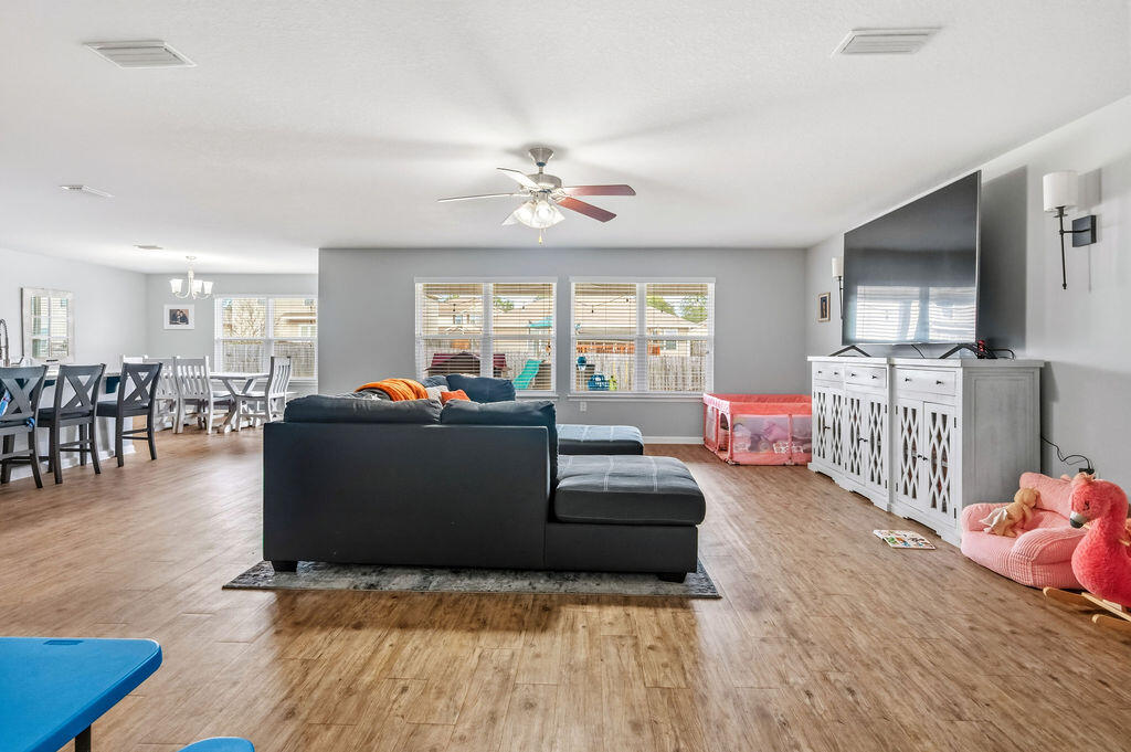 PARTRIDGE HILLS - Residential