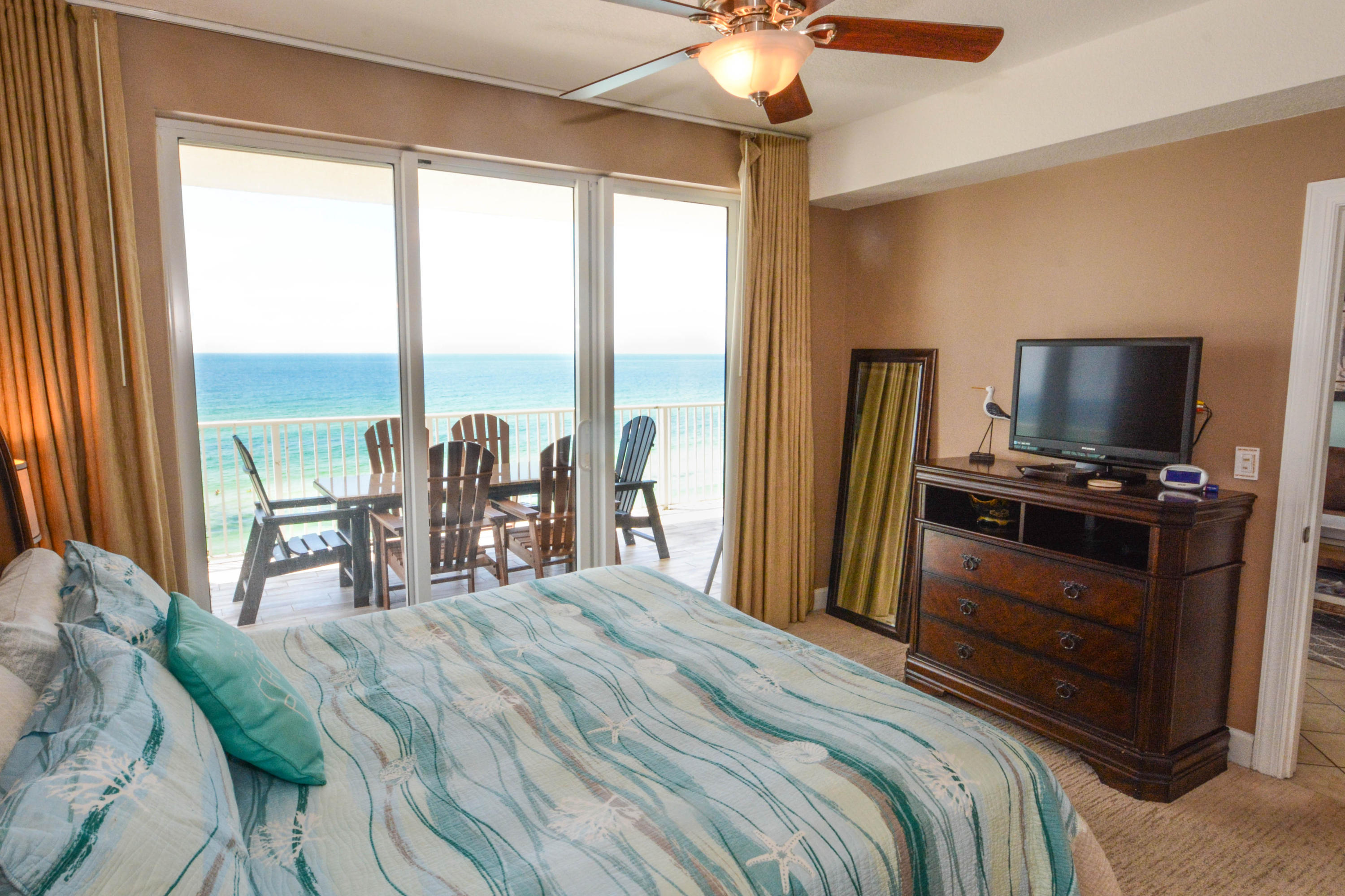 Tropic Winds - Residential