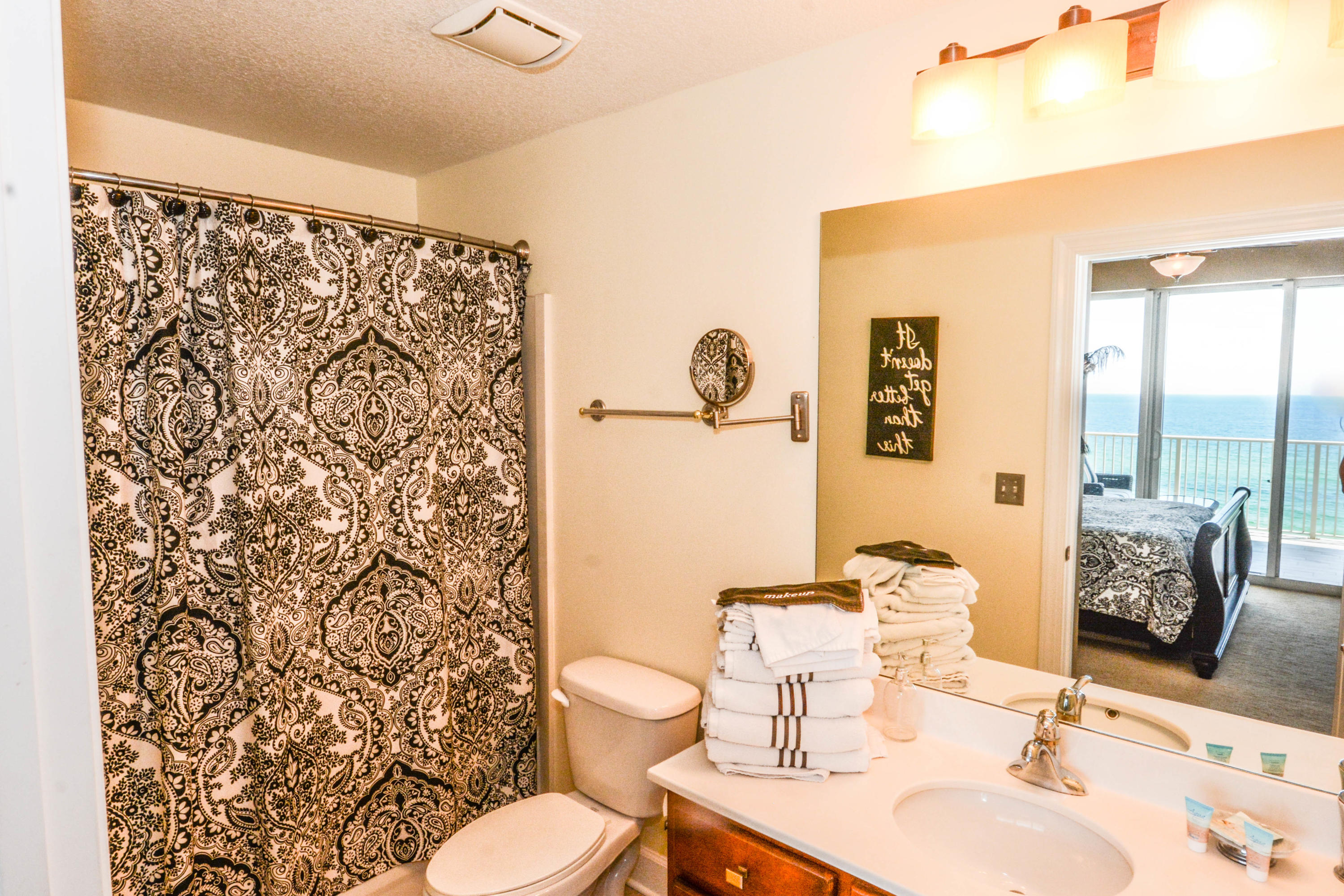 Tropic Winds - Residential