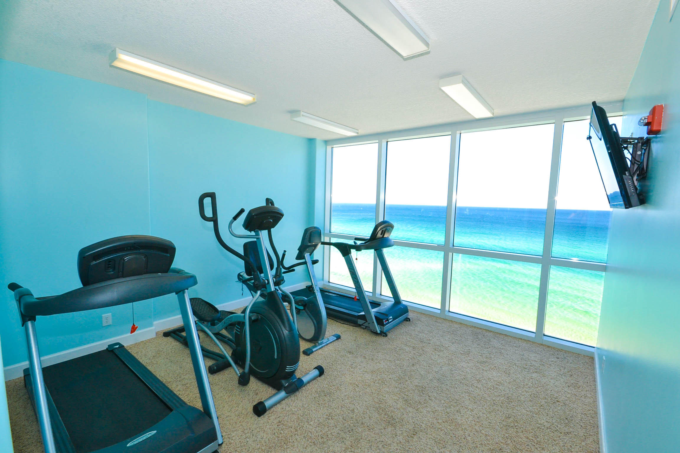 Tropic Winds - Residential