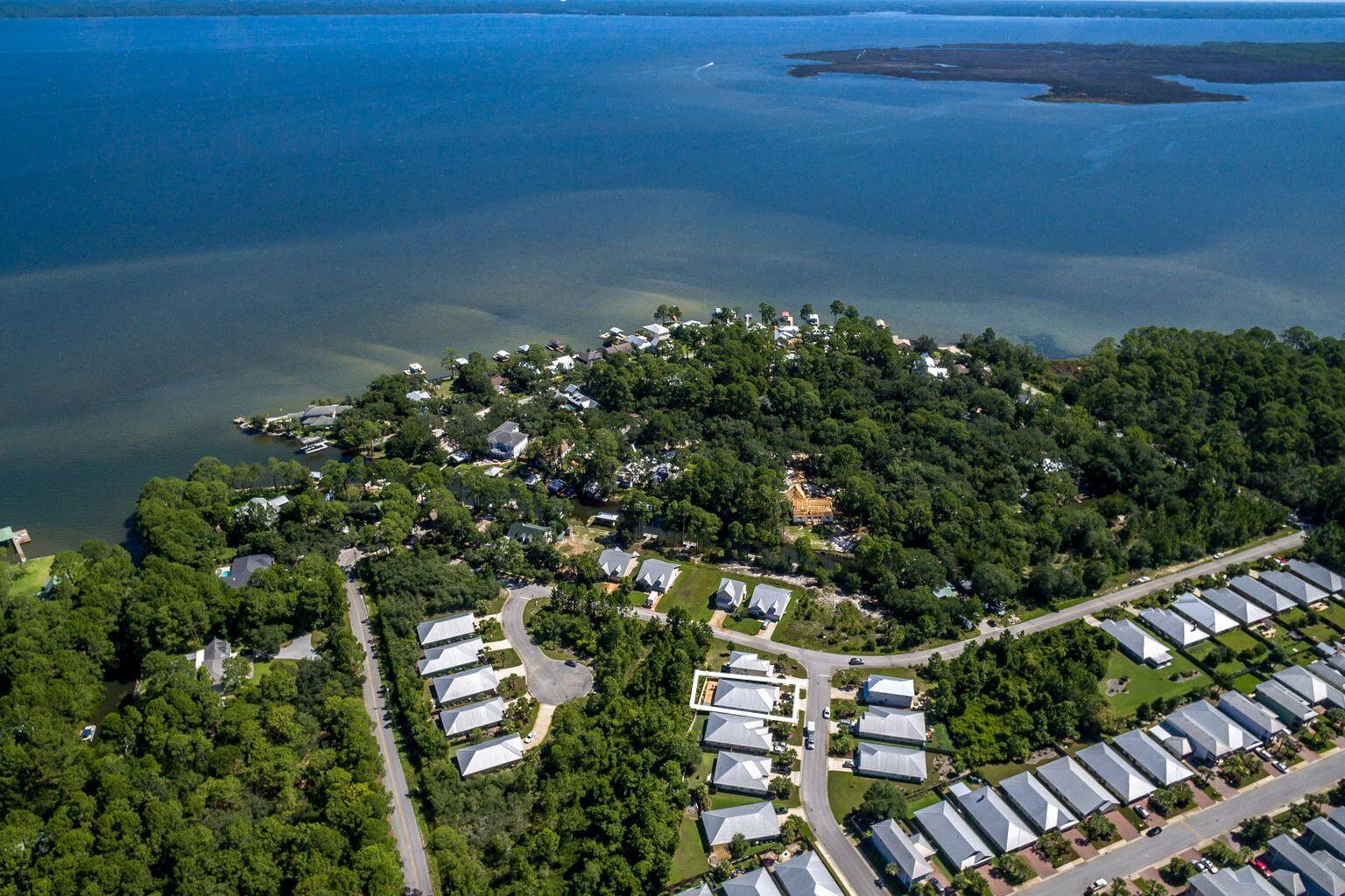 EAGLE BAY - Residential