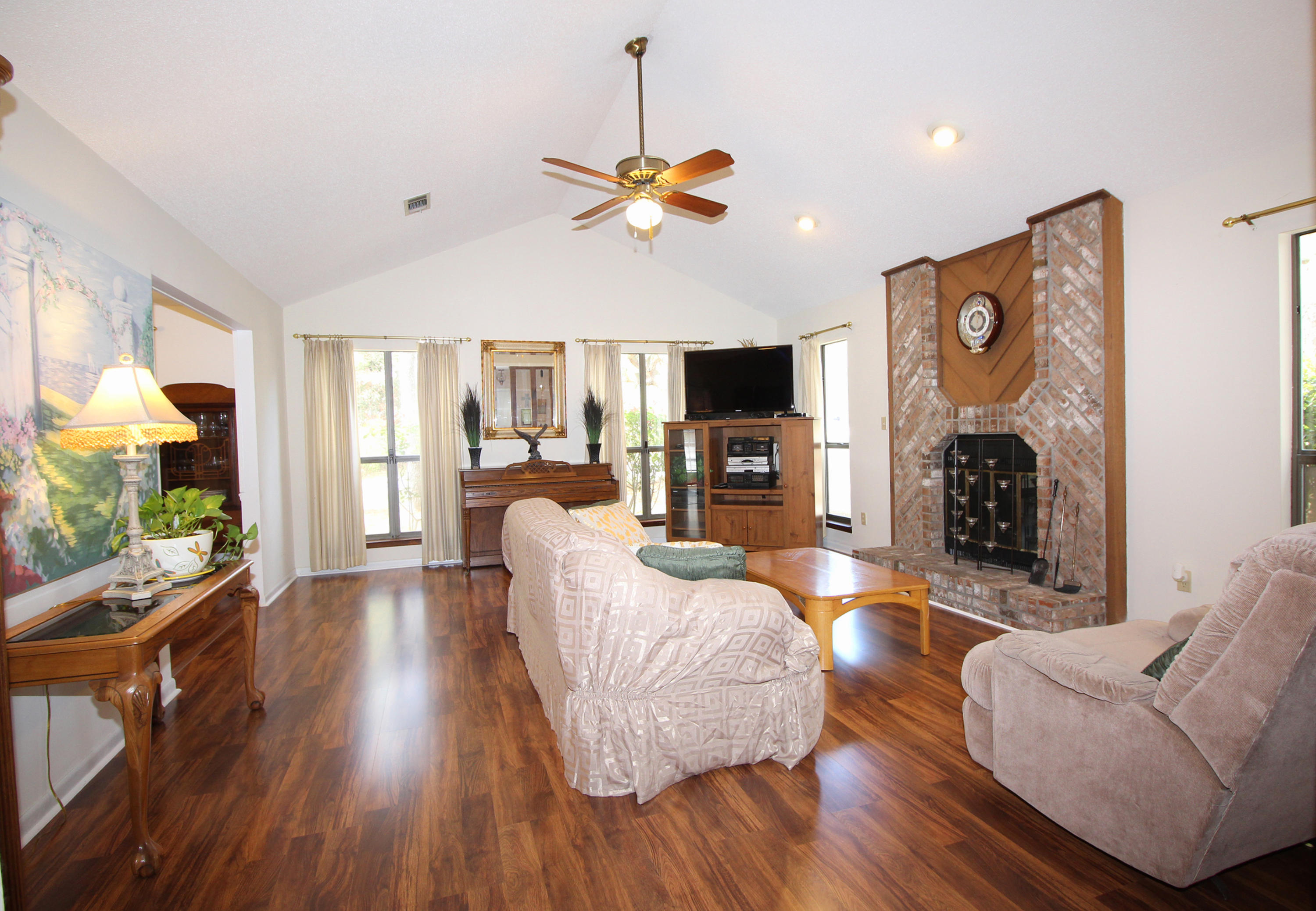 BLUEWATER BAY VILLAGE 1B - Residential