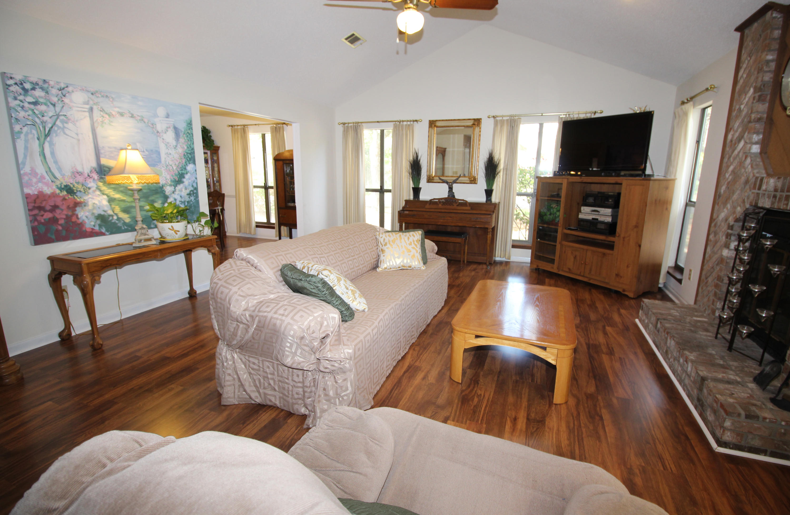 BLUEWATER BAY VILLAGE 1B - Residential