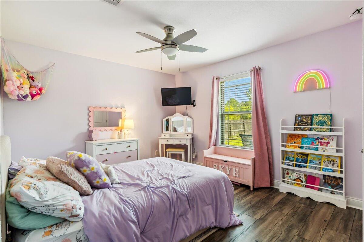 NAVARRE S/D 2ND ADDN - Residential