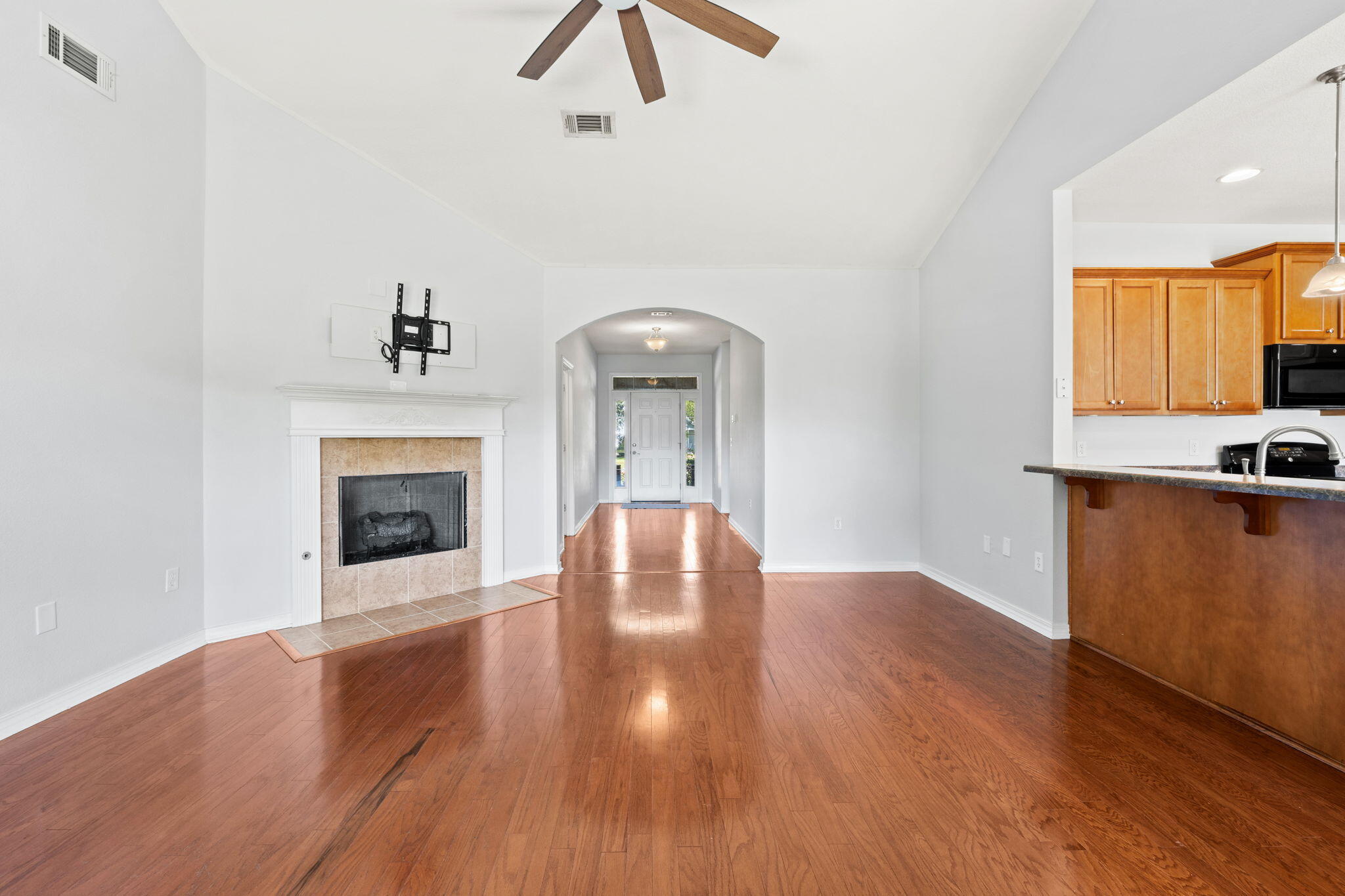 HAMMOCK BAY - Residential