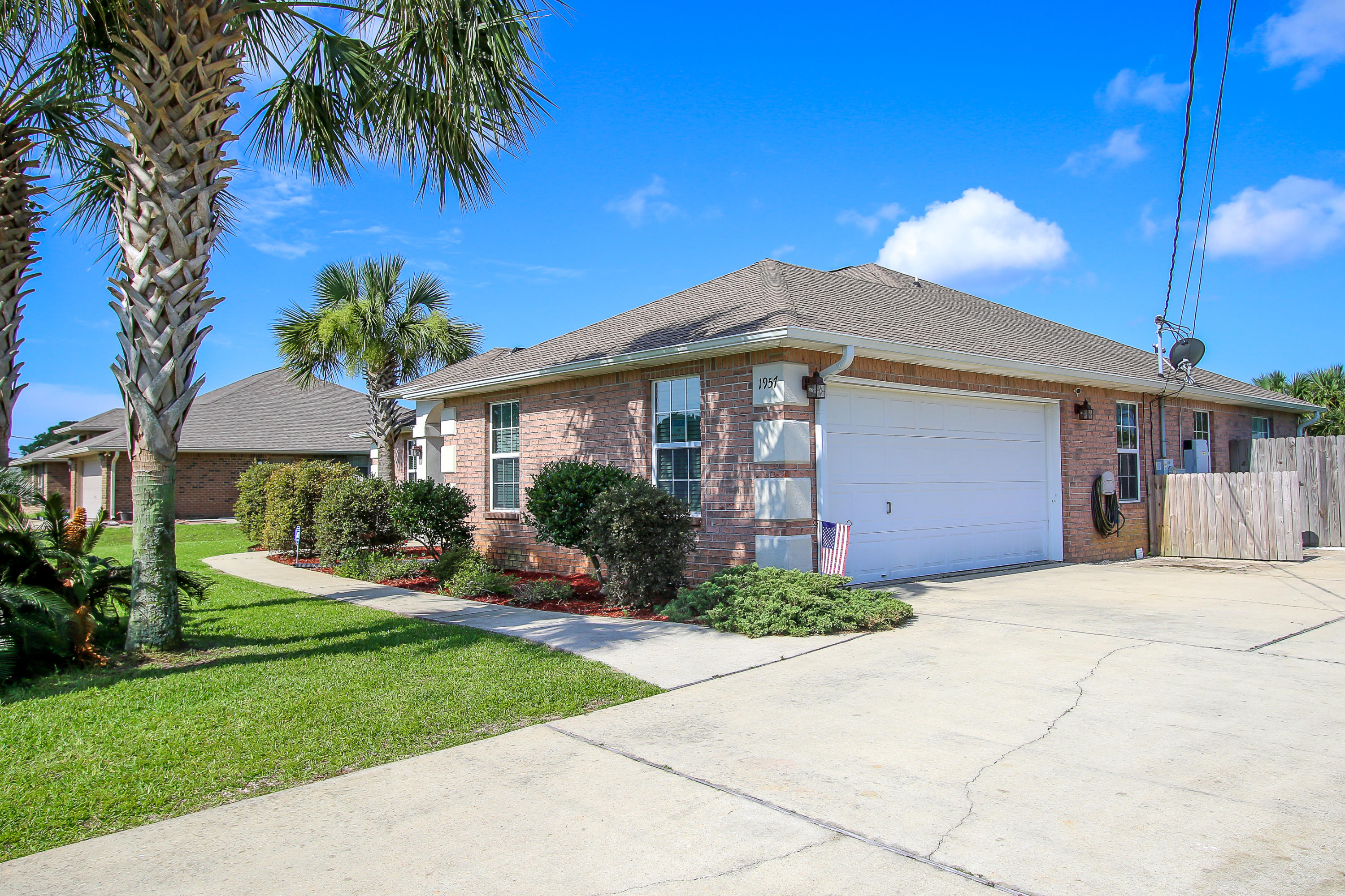 HOLLEY BY THE SEA, 1ST ADD - Residential