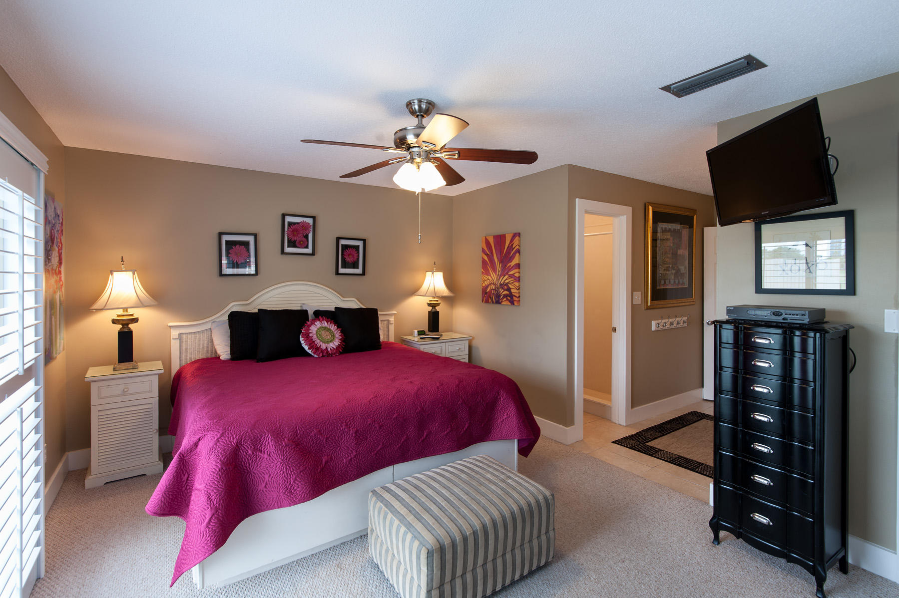 LINKSIDE VILLAGE UNIT 1 - Residential