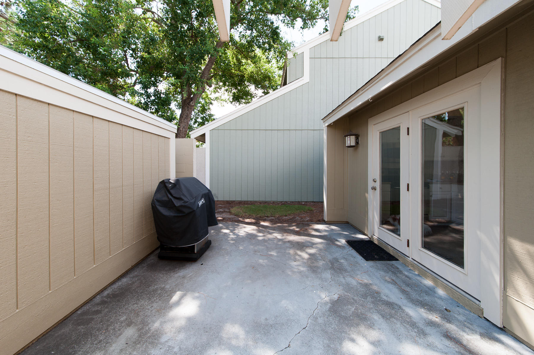 LINKSIDE VILLAGE UNIT 1 - Residential