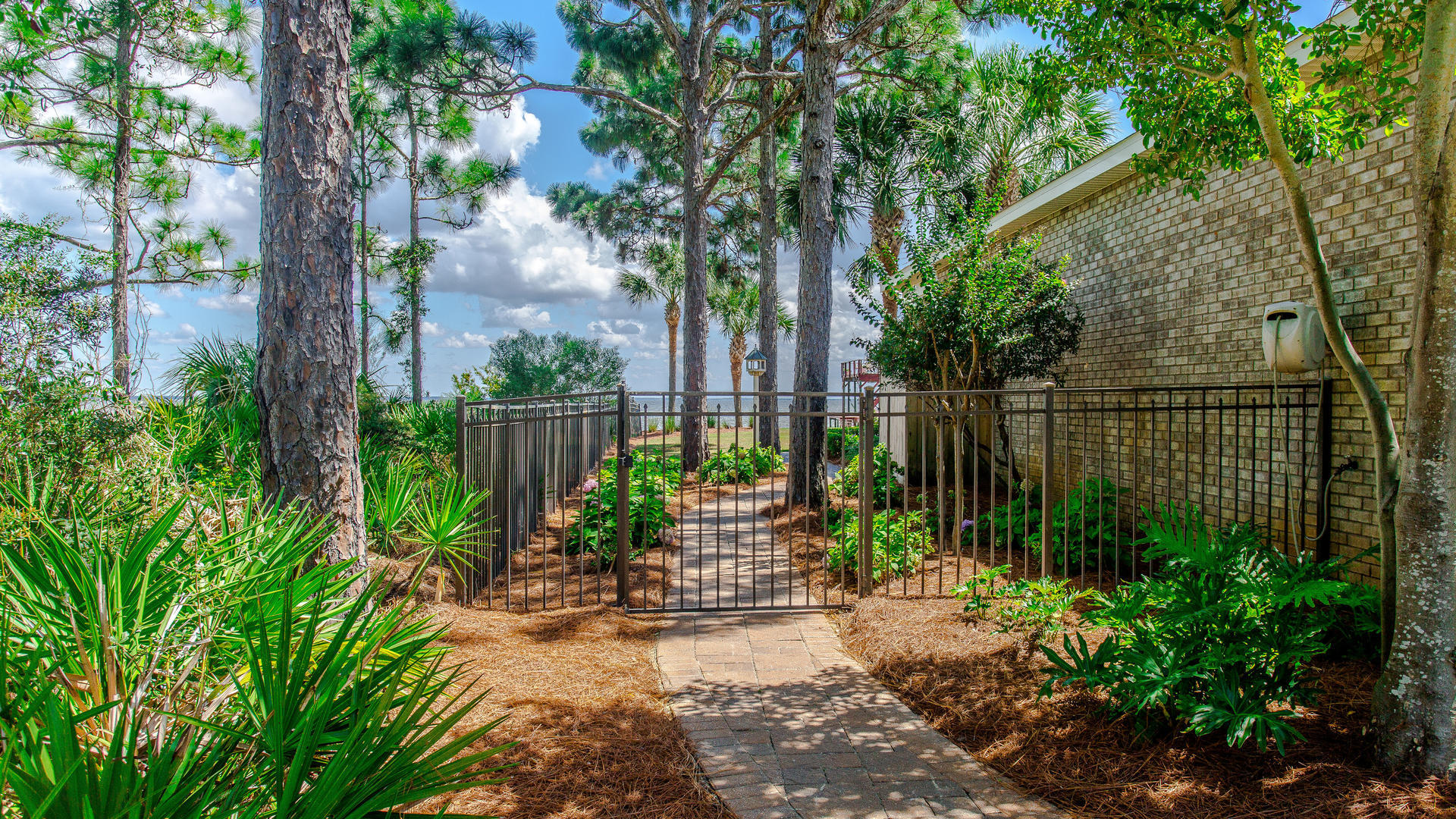 DRIFTWOOD ESTATES - Residential