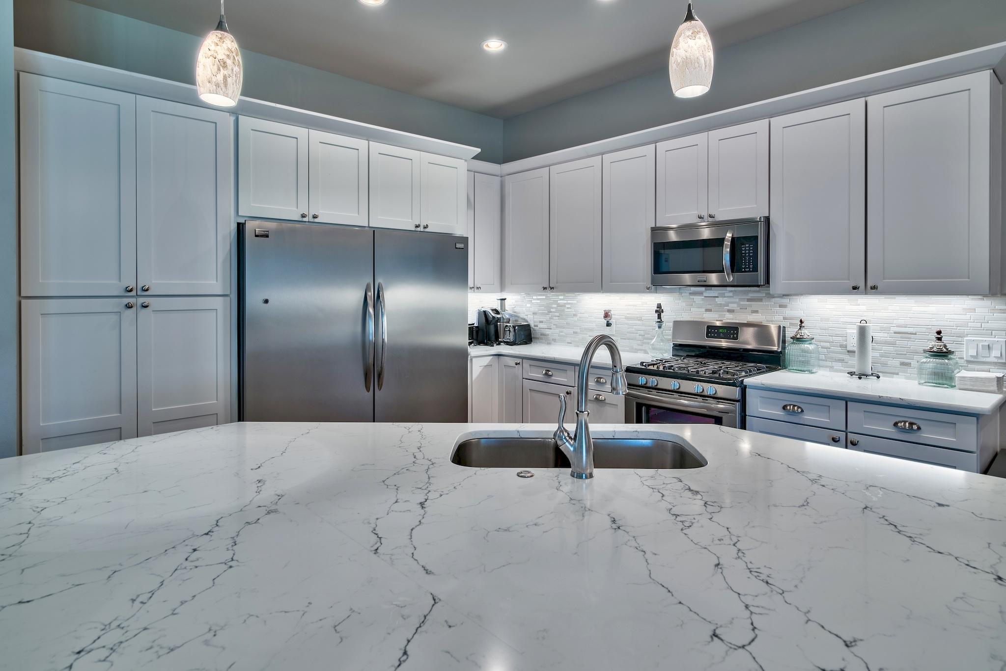 HOLIDAY SHORES - Residential