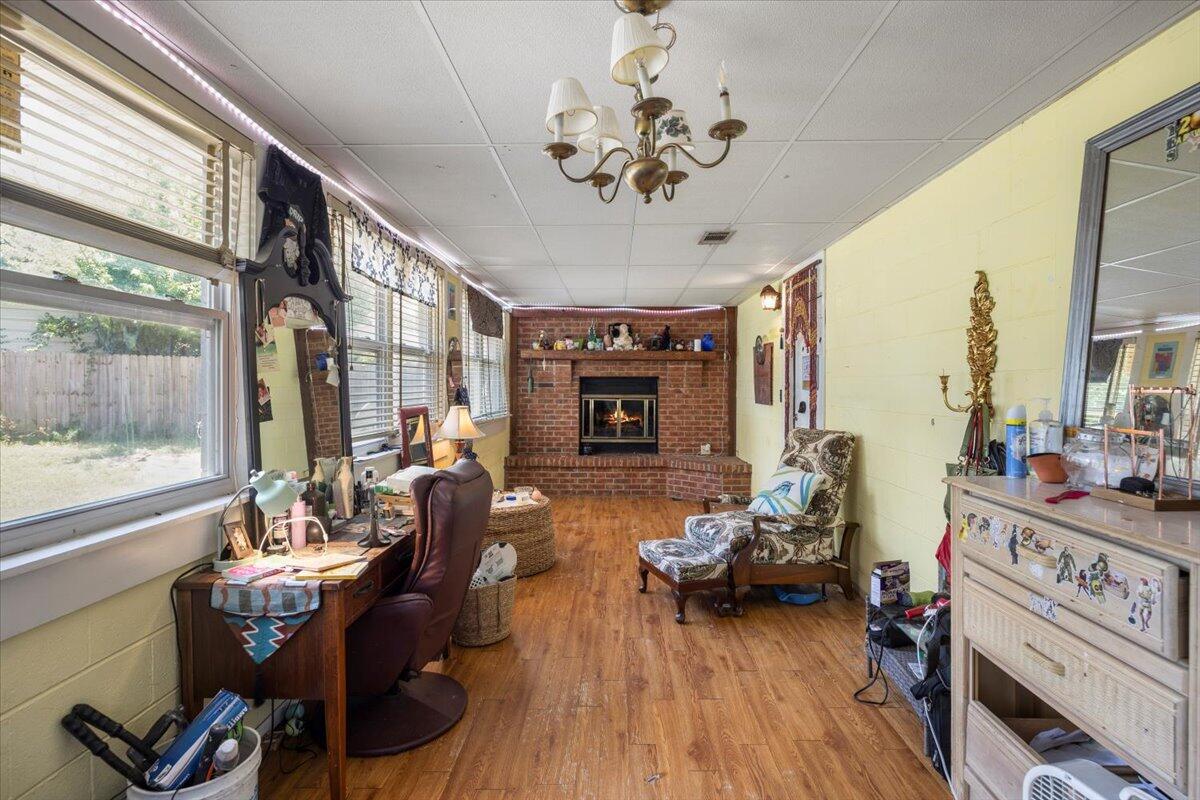 OLDE FORT WALTON (242201.00) - Residential
