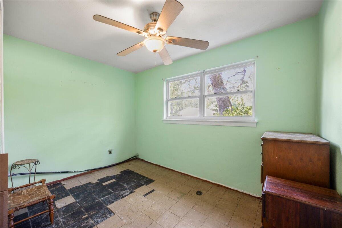 OLDE FORT WALTON (242201.00) - Residential