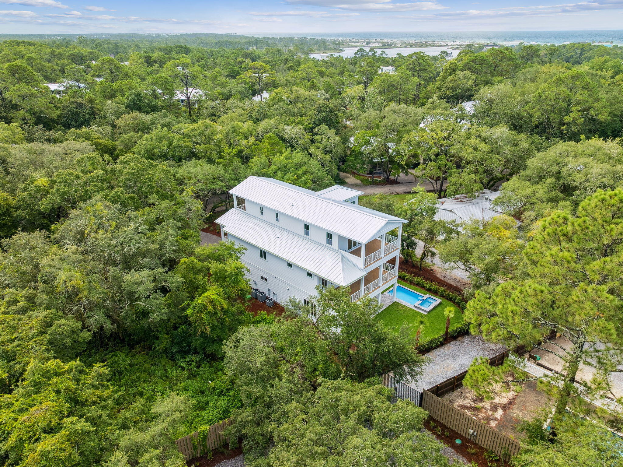 GRAYTON BEACH - Residential