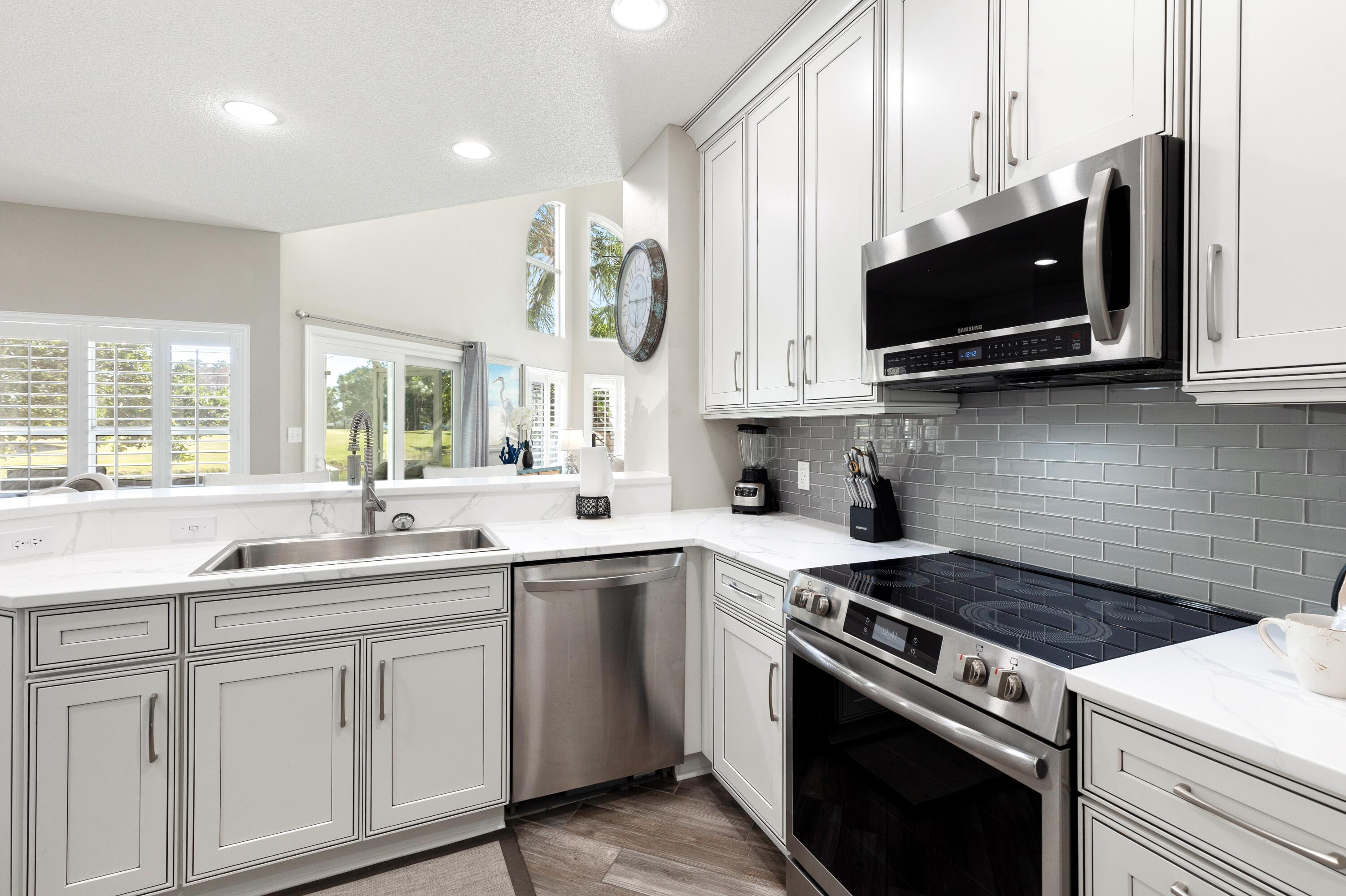 NORTHSHORE - Residential