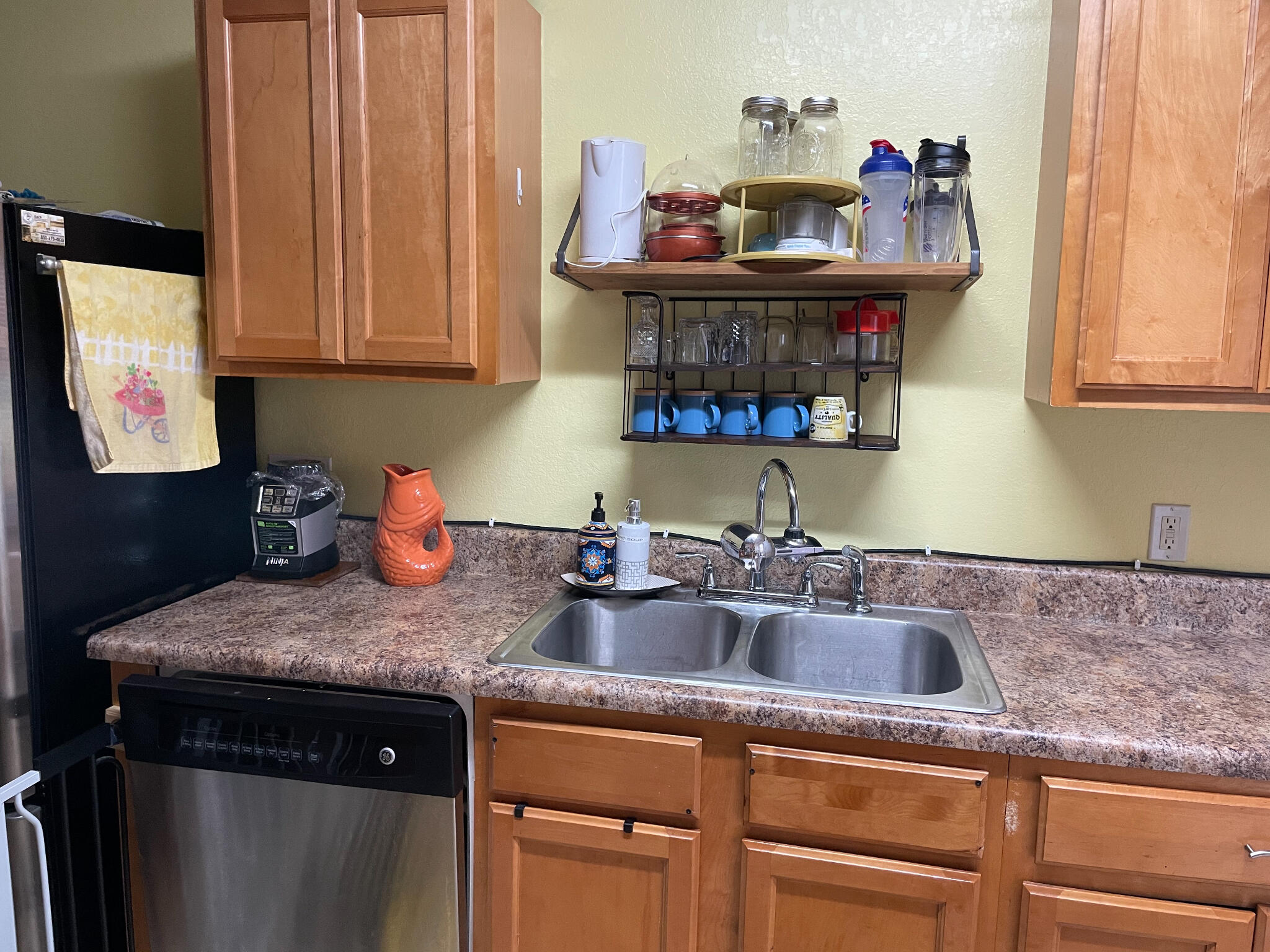 QUAIL LAKE T/H - Residential