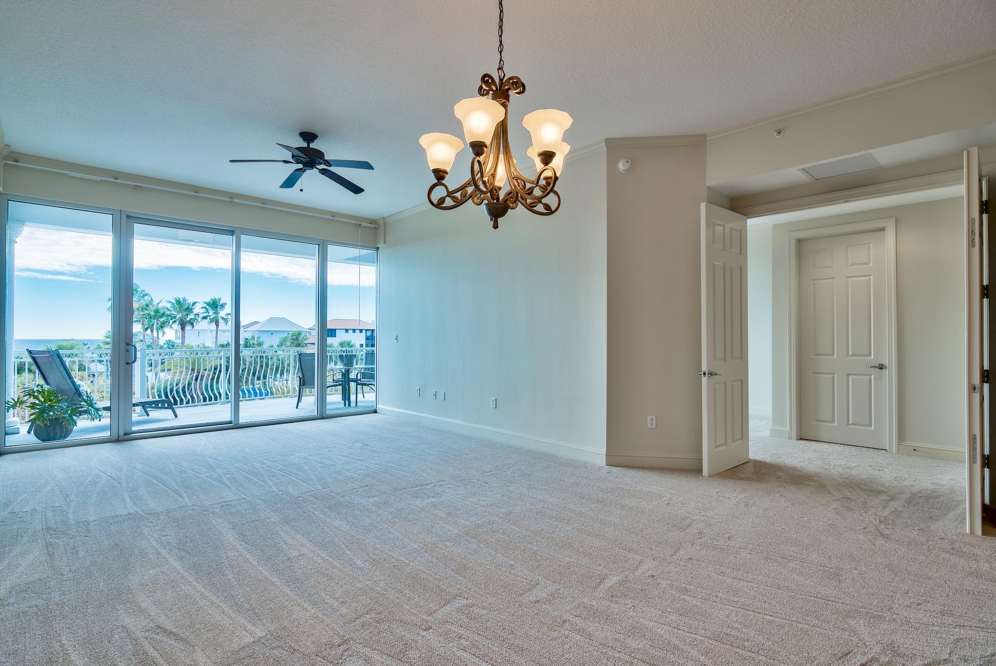 ALEXANDER AT PALM COURT - Residential