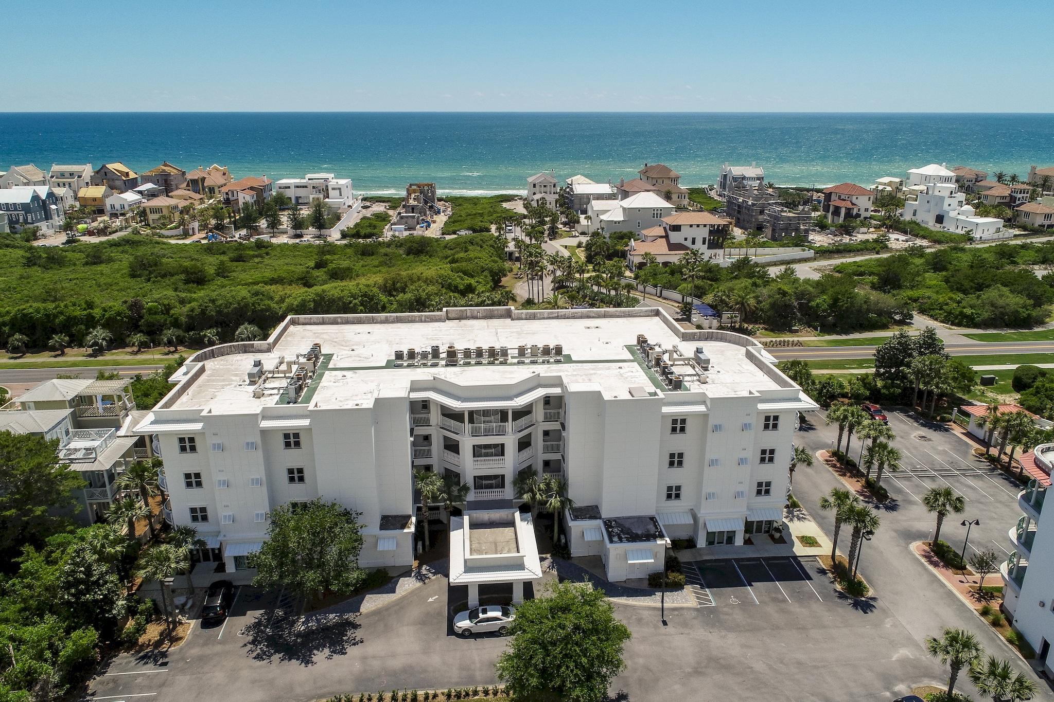 ALEXANDER AT PALM COURT - Residential