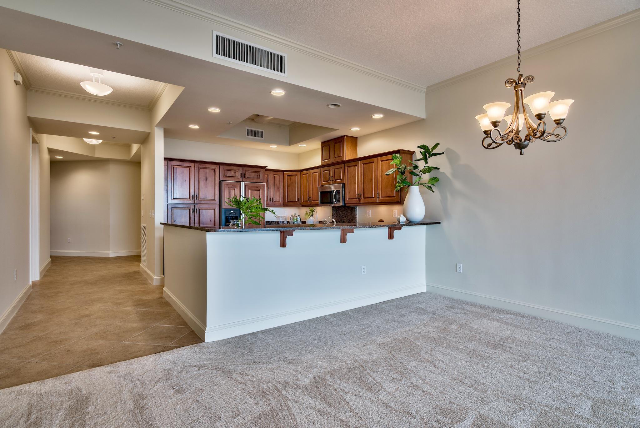 ALEXANDER AT PALM COURT - Residential