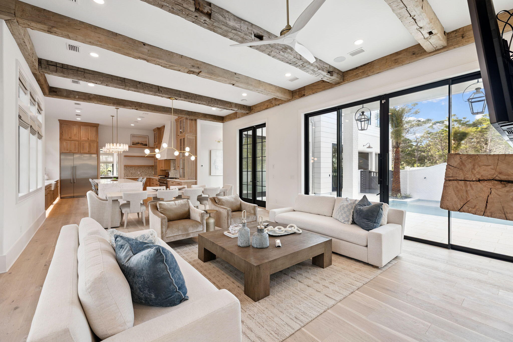 BANNERMAN BEACH - Residential
