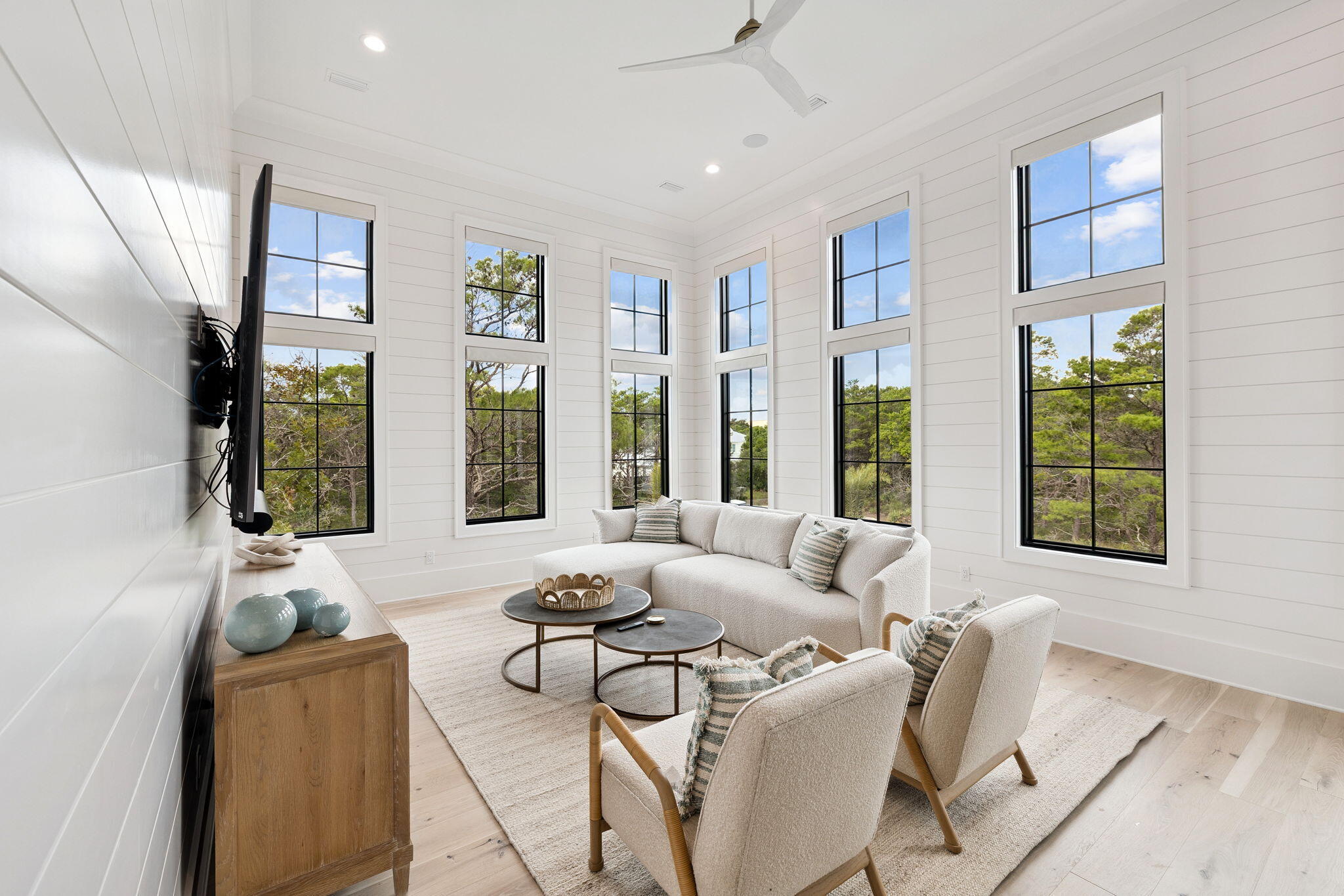 BANNERMAN BEACH - Residential
