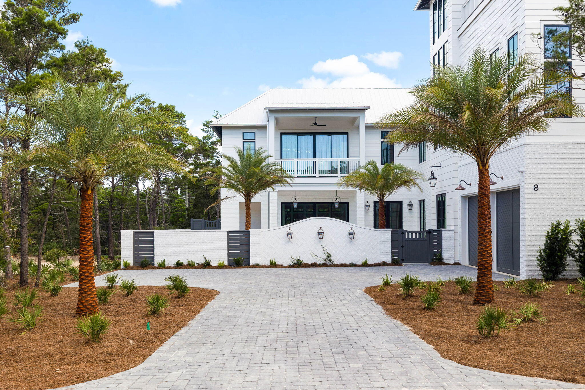 BANNERMAN BEACH - Residential